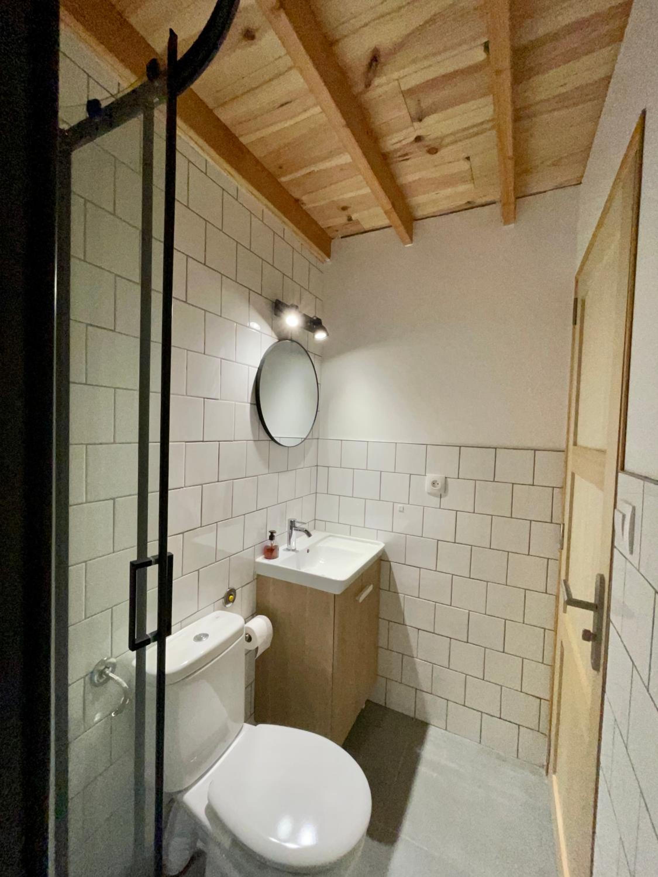 Annexe des Pins - studio gîte avec piscine & climatisation view 5