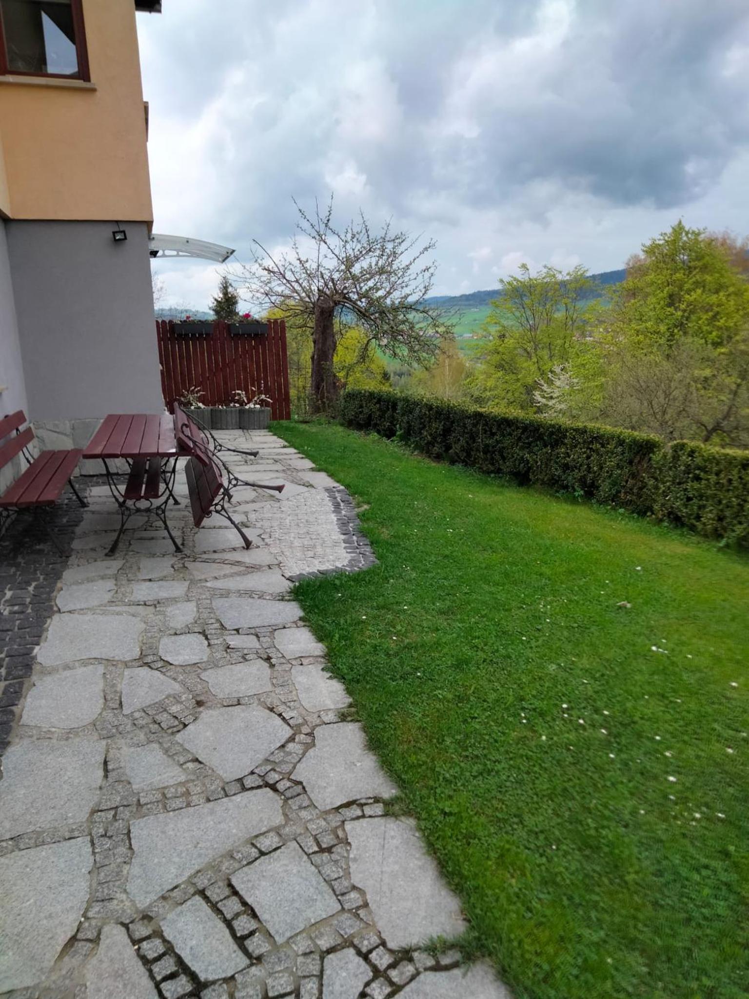 Photo 43
