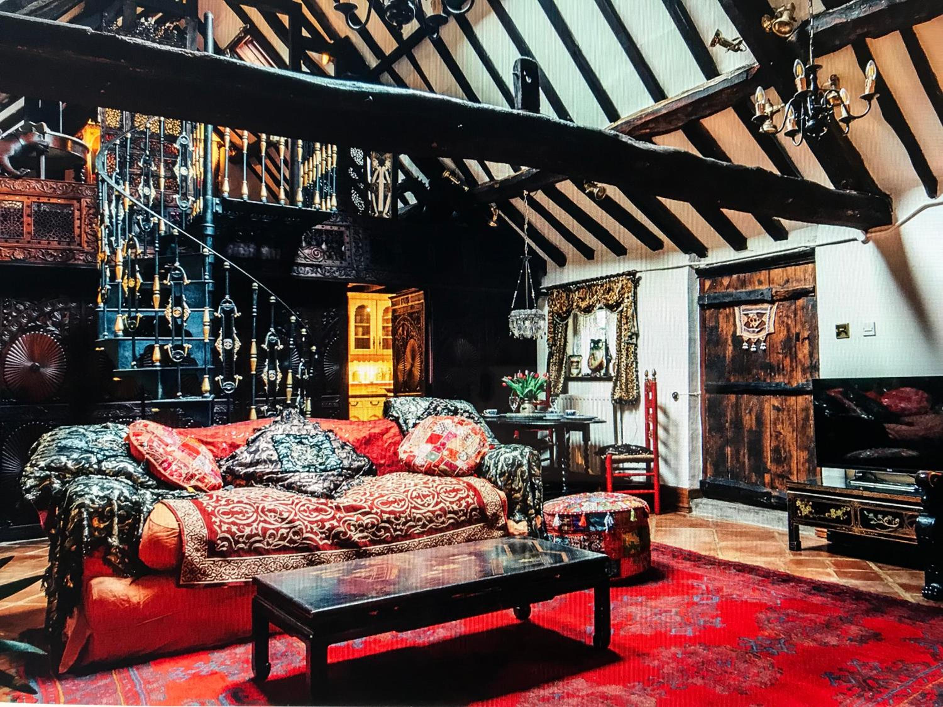 Priory House B&B And The Oriental Brewhouse Self Catering Accommodation view 5