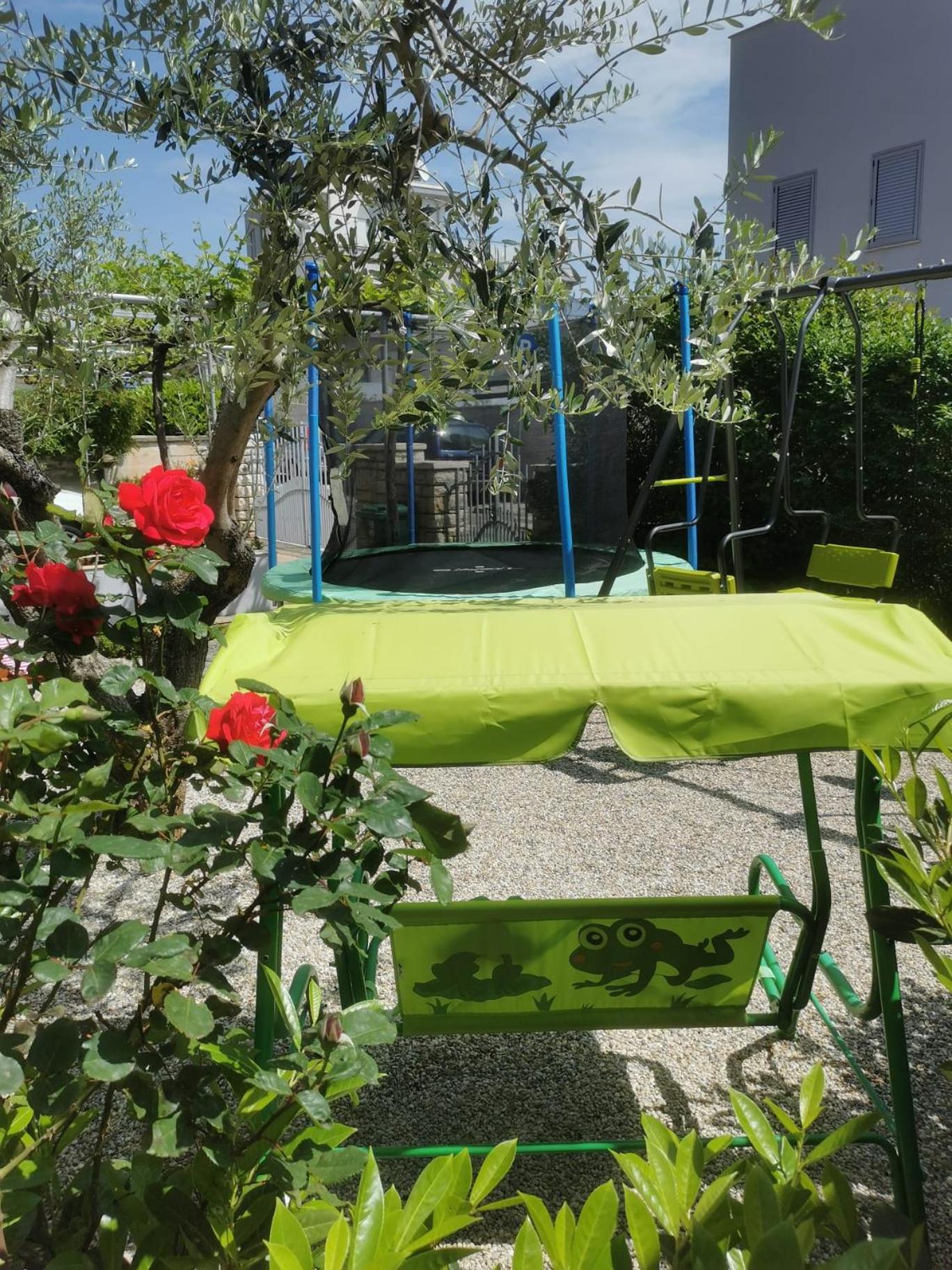 Photo 26