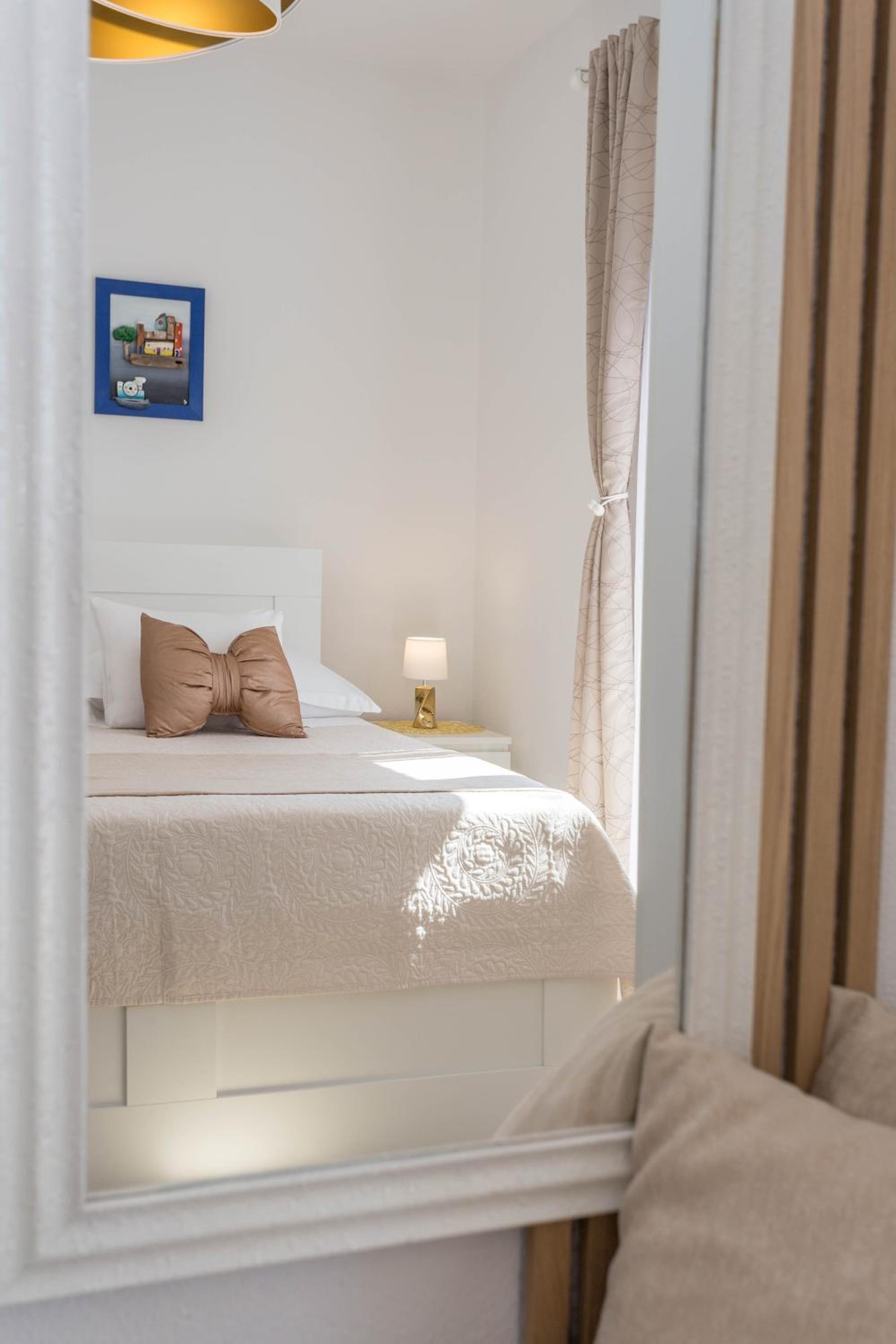 Apartments Pera