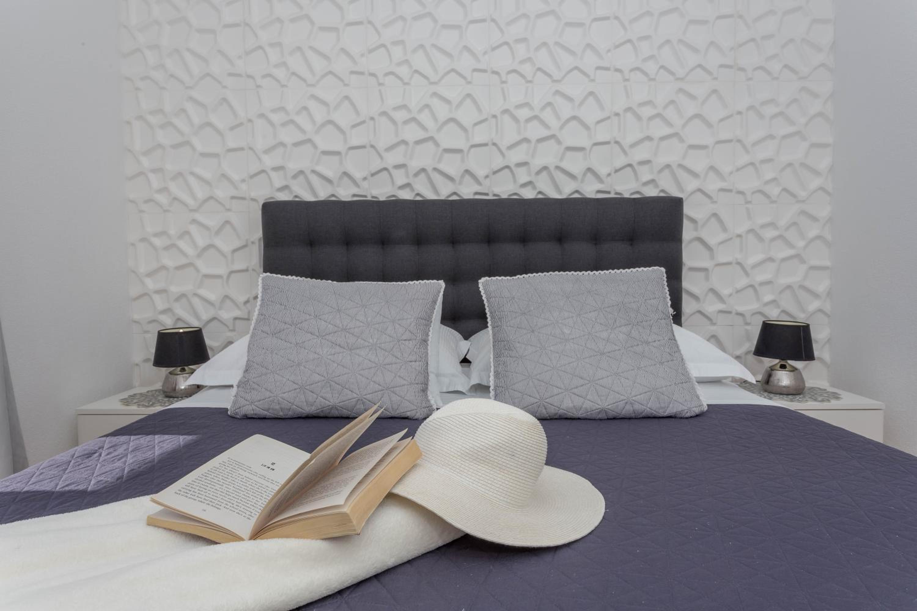 Apartments Pera