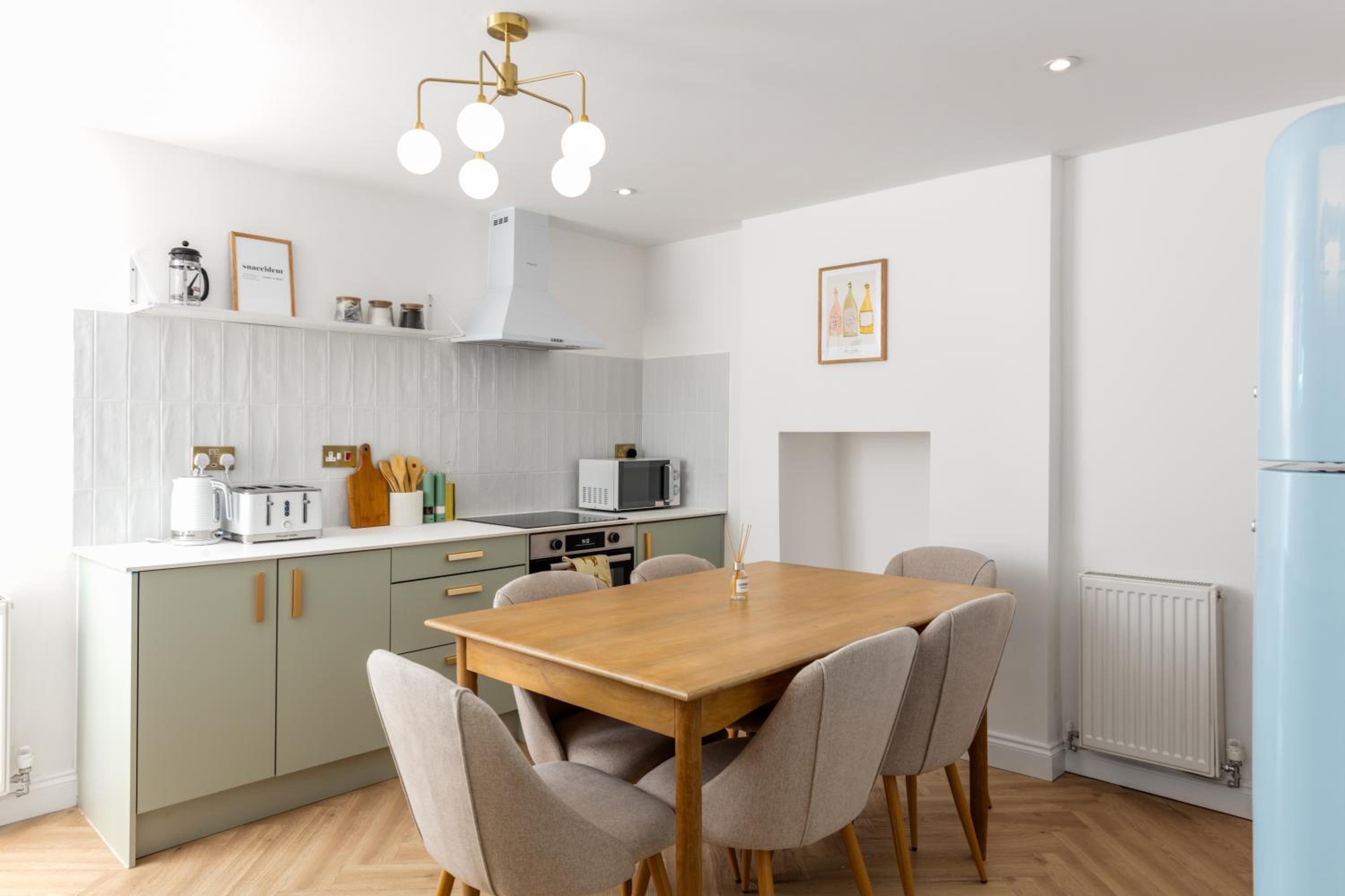 Luxe Design - Heart of Rothbury - Sleeps 8! view 5