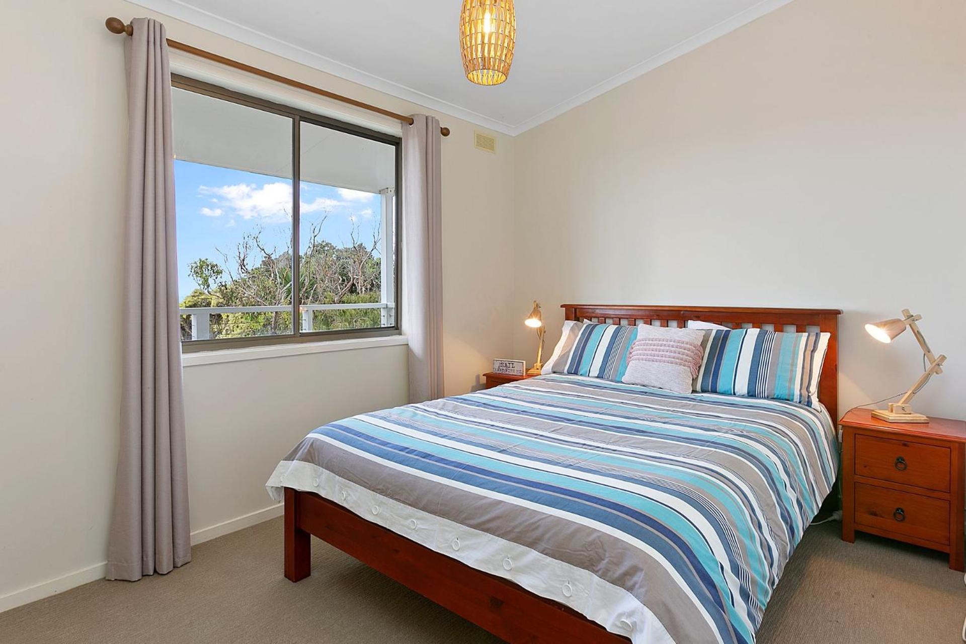 Surf Reef - BYO Linen