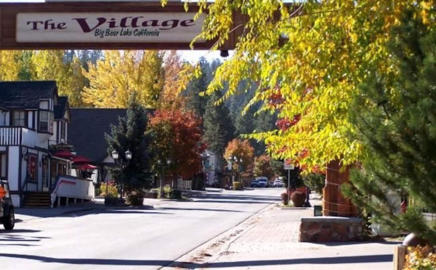 Whispering Pines - Big Bear Lake view 5