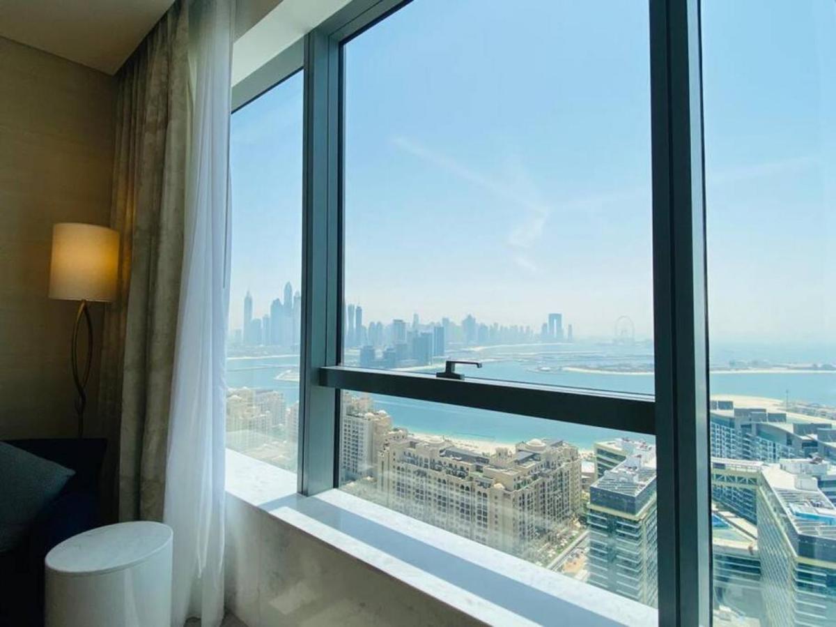 Key View - The Palm Tower