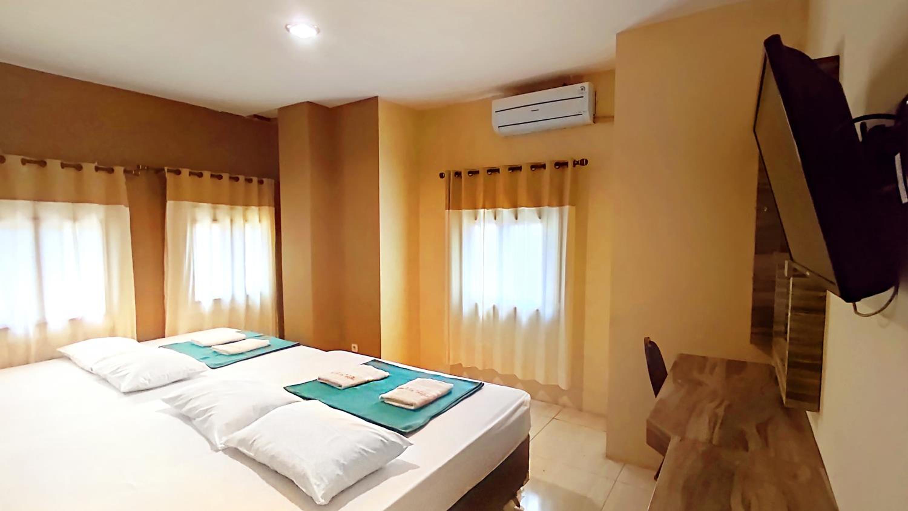 Hotel Syariah Larismanis view 4