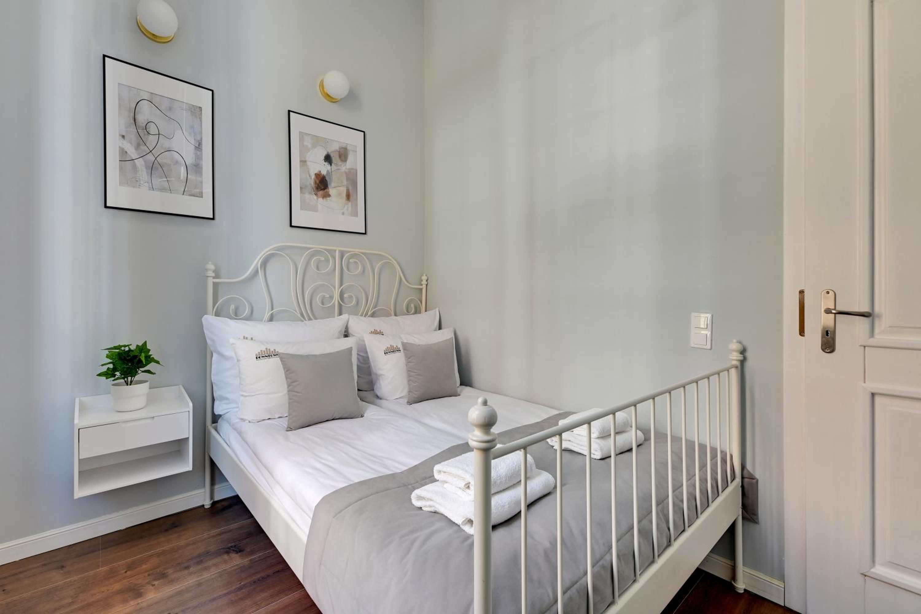 Mariacka Street Charm, Main Old Town by Downtown Apartments