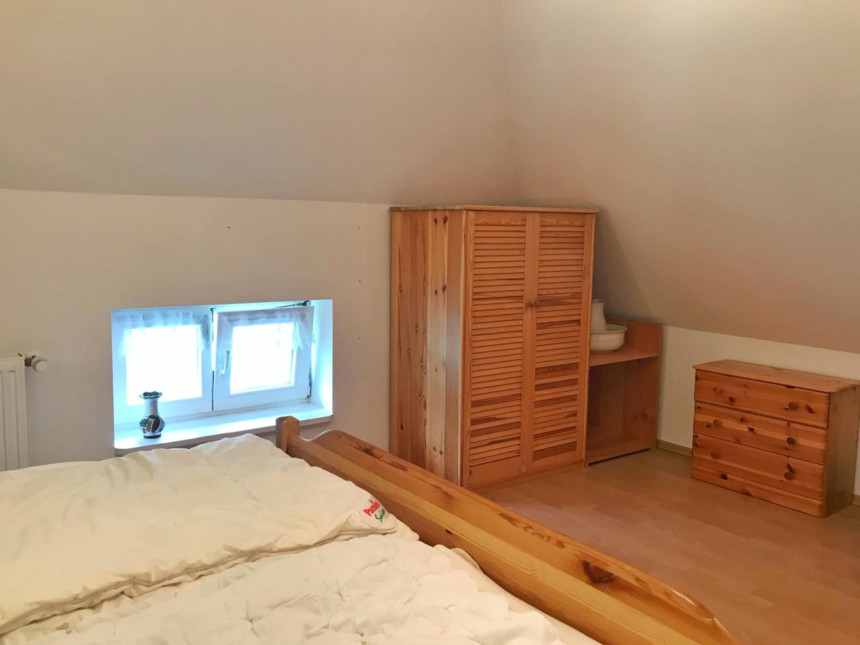 Kleine reetgedeckte Doppelhaushälfte in idyllischer Lage