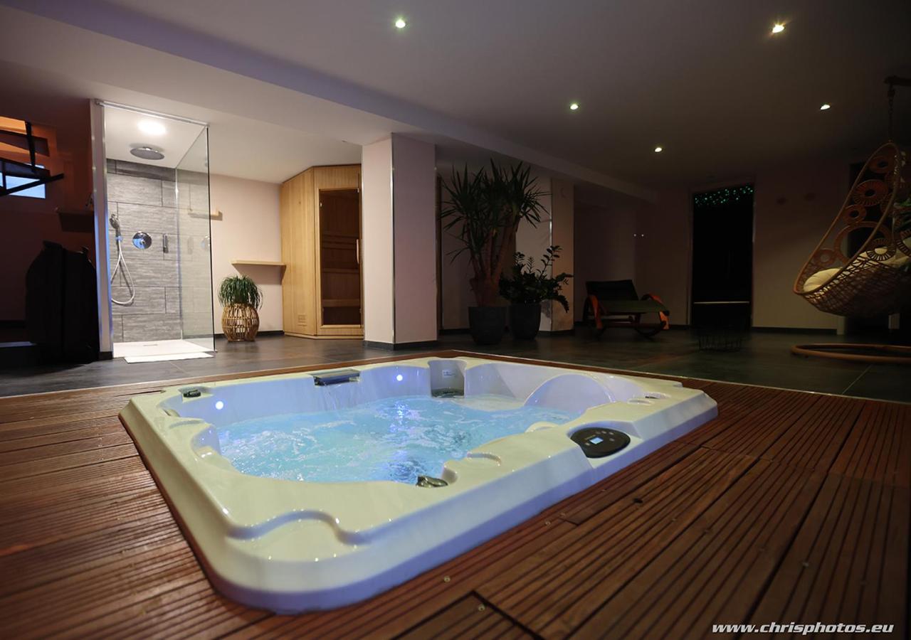 Ds Plaisir Love Room avec sauna, jacuzzi à Nancy view 5