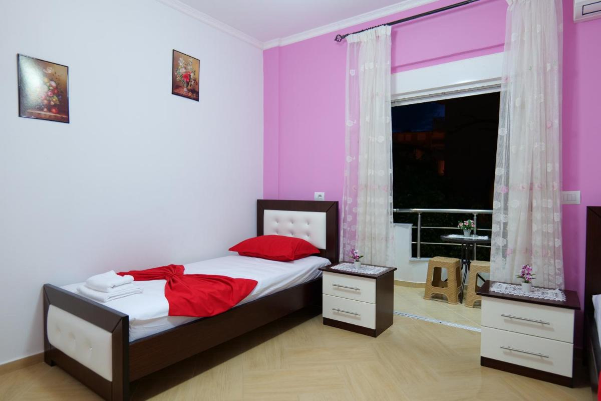 Kristal Apartments