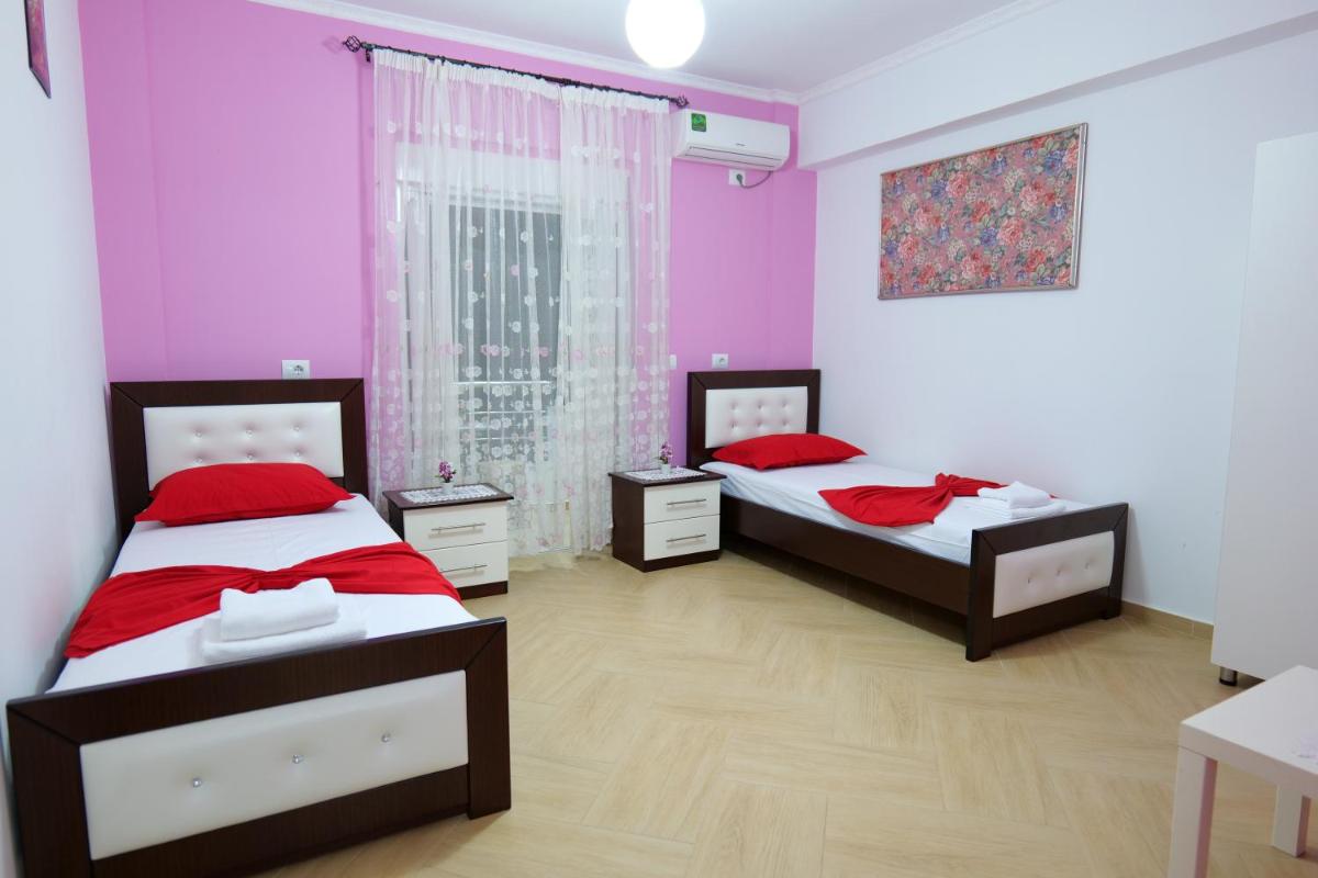 Kristal Apartments