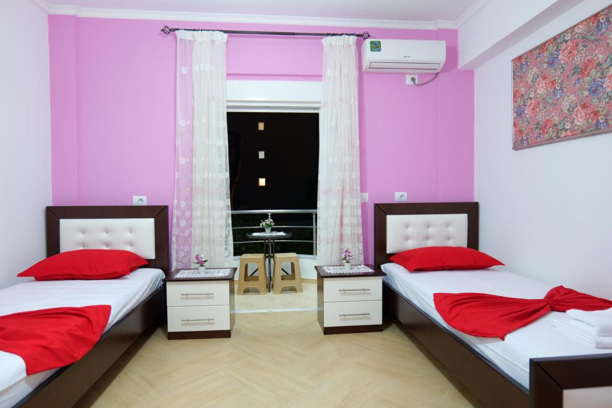 Kristal Apartments