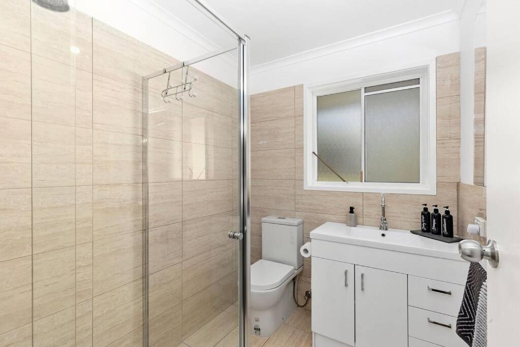 WATERFRONT - BAY VIEWS - Edgewater Springs