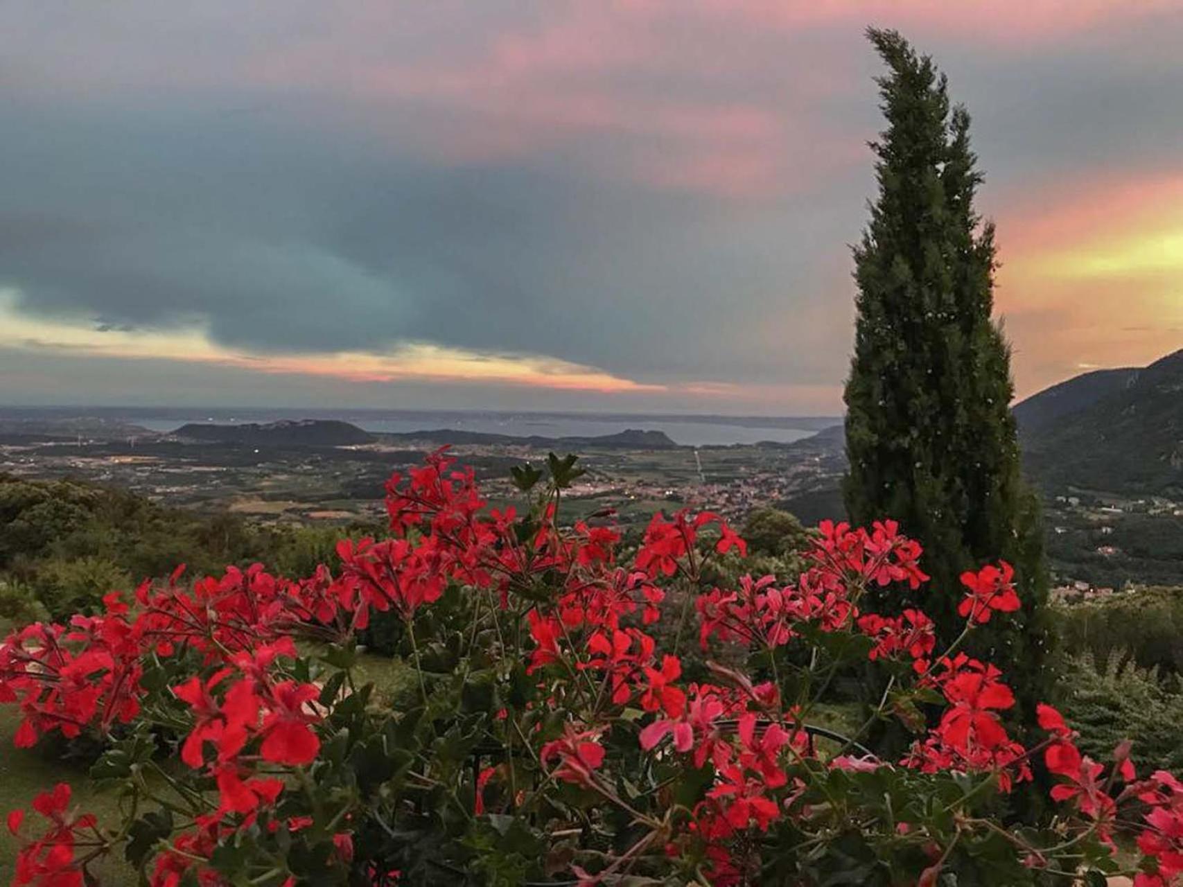 Villa Scala-Panoramic Holiday House view 5