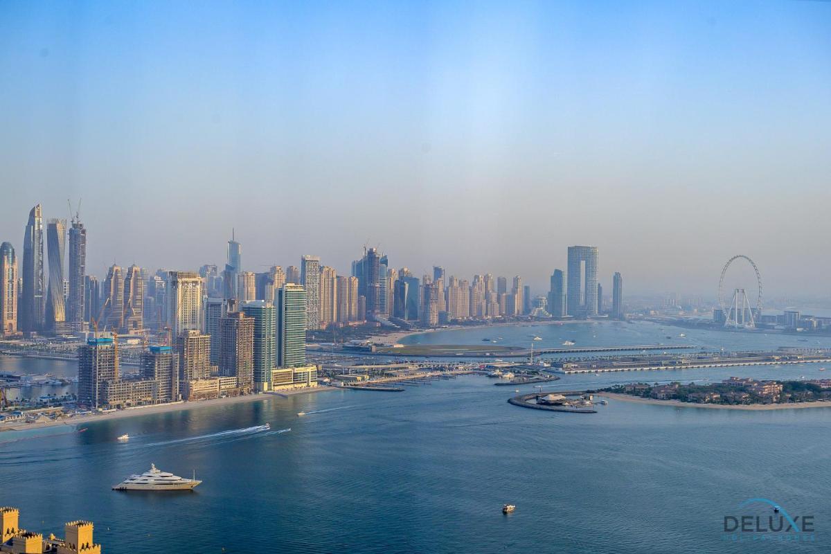 Sleek 1BR at The Palm Tower Palm Jumeirah by Deluxe Holiday Homes
