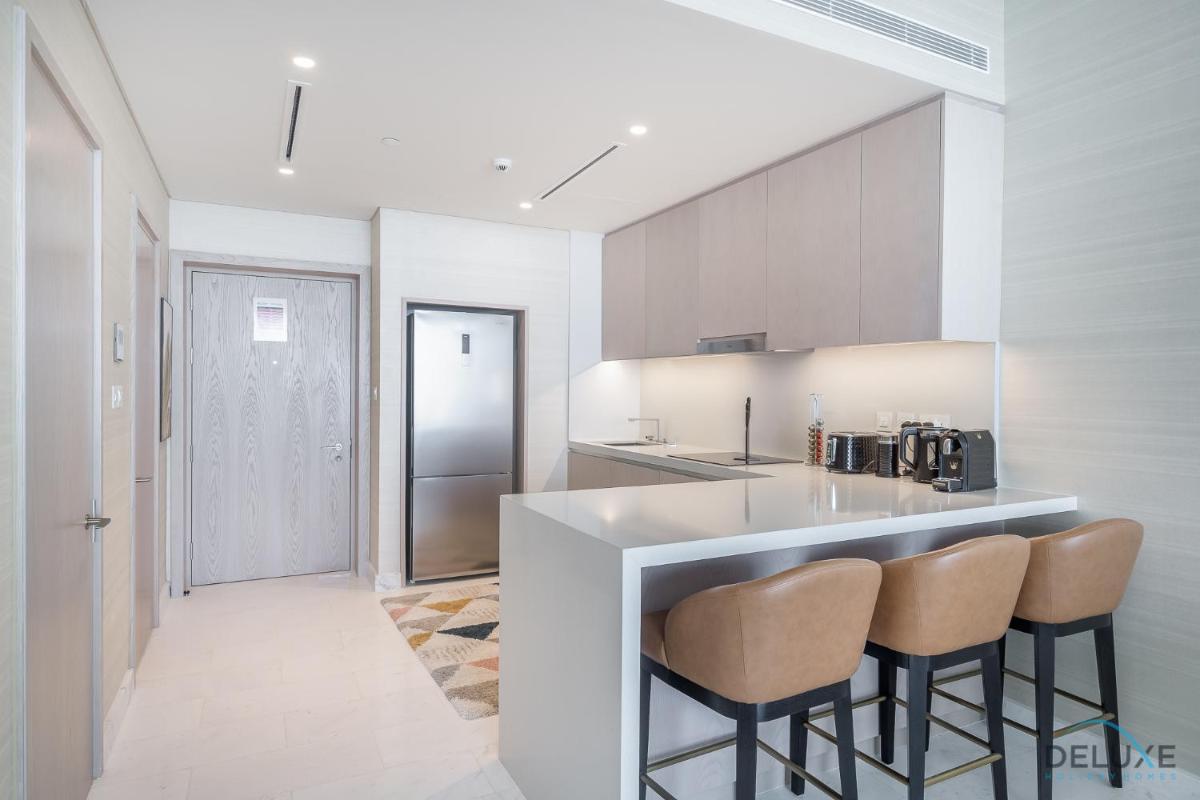 Sleek 1BR at The Palm Tower Palm Jumeirah by Deluxe Holiday Homes