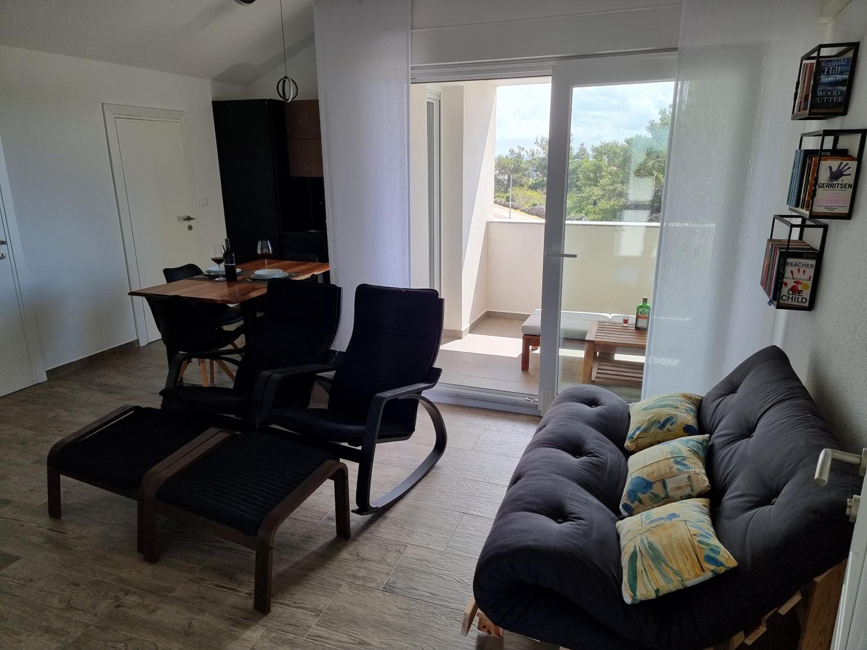 Aksa Residences