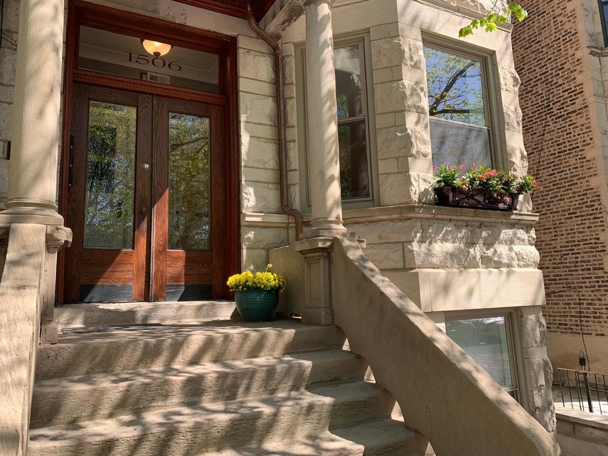 1F Cozy Home in Little Italy near Downtown West Loop United Center view 3