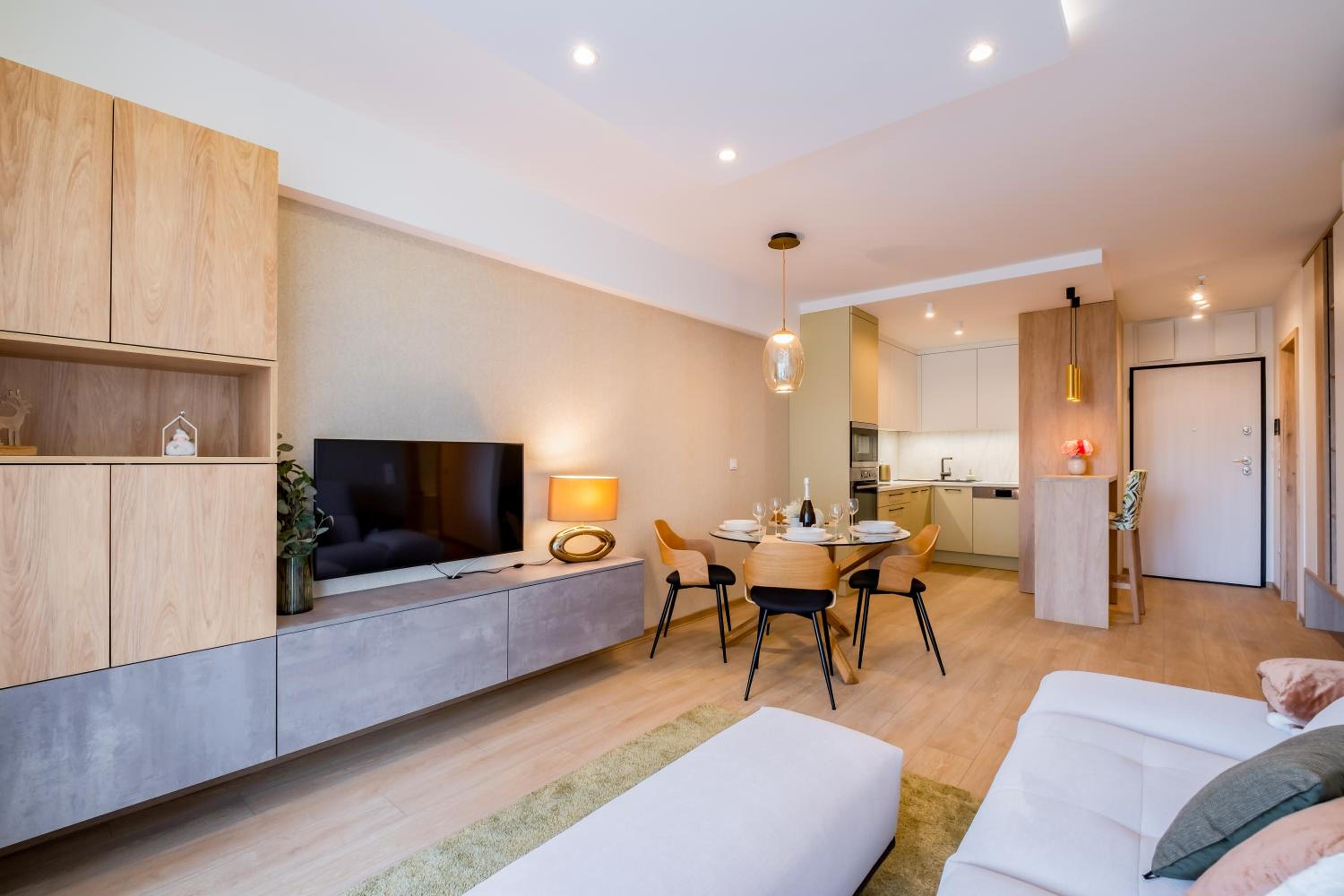 MyFlat Coral 64 Premium Apartment view 5