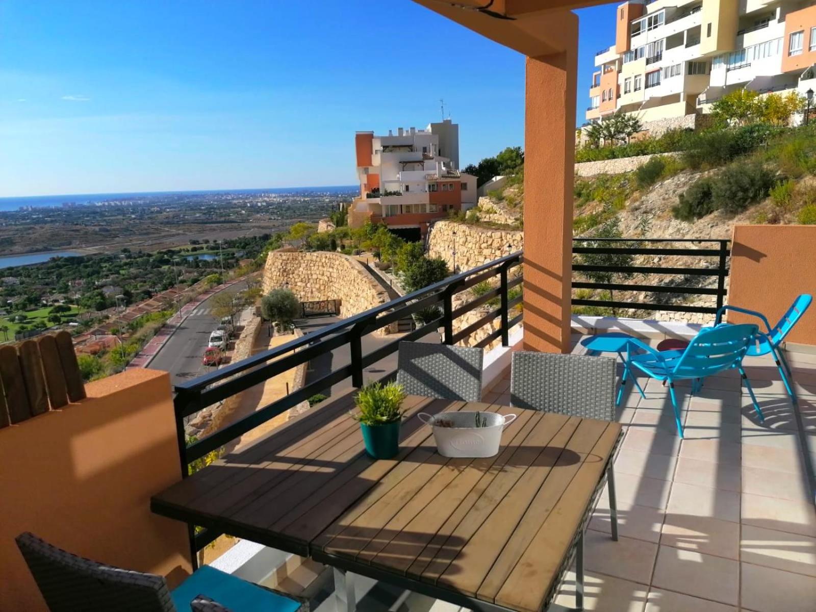 Lovely Oasis Azul - Quiet, Sea Views, Golf & Alicante