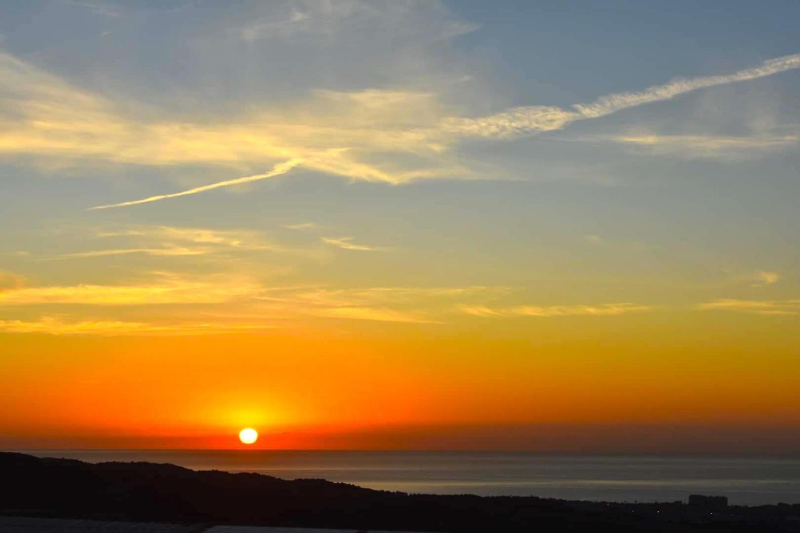 Lovely Oasis Azul - Quiet, Sea Views, Golf & Alicante