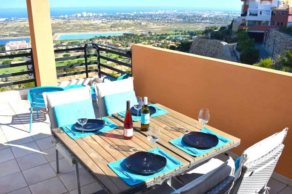 Lovely Oasis Azul - Quiet, Sea Views, Golf & Alicante