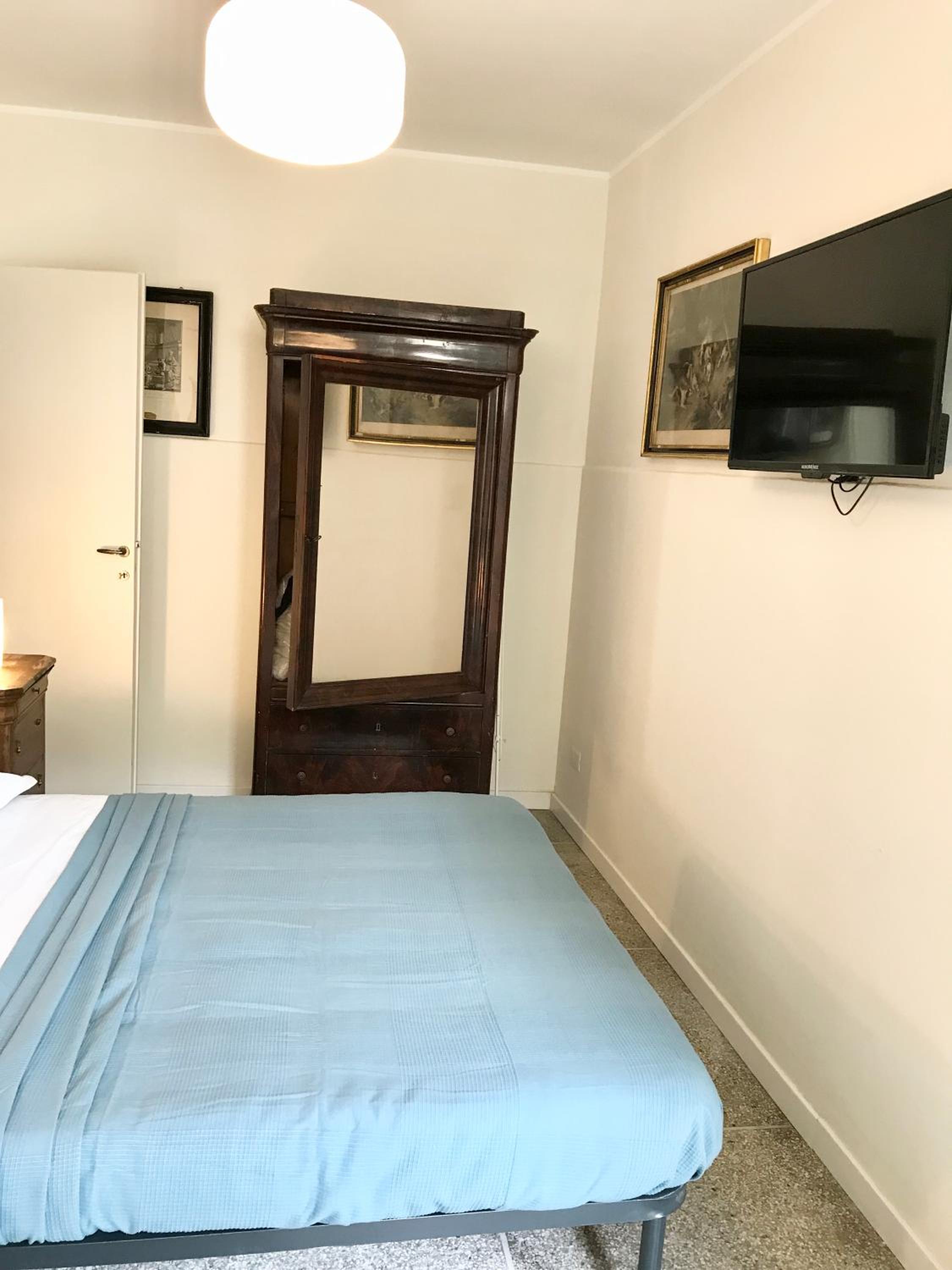 Casa Cairoli