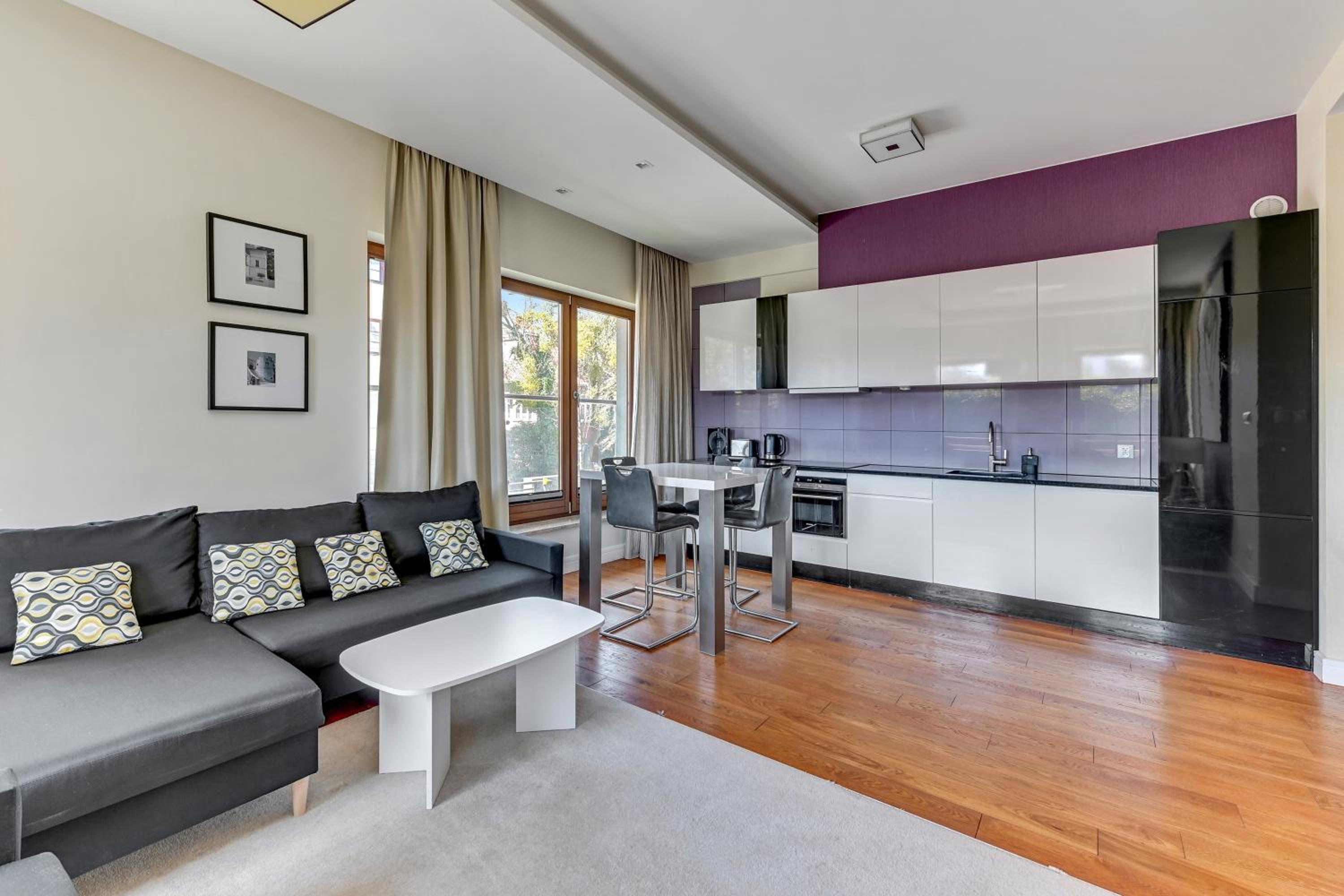 Executive Apartment with Sauna by Grand Apartments view 3