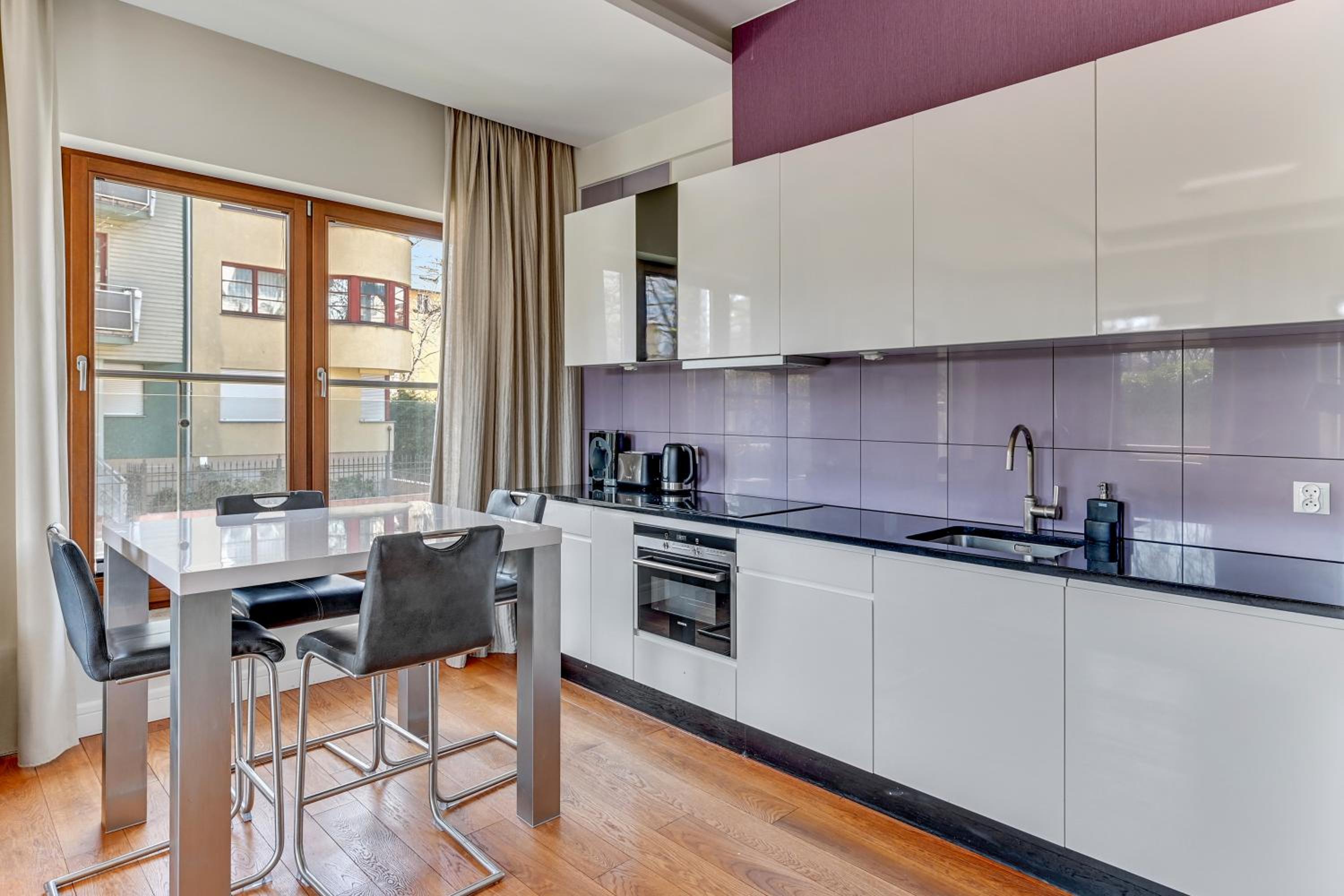 Executive Apartment with Sauna by Grand Apartments view 4
