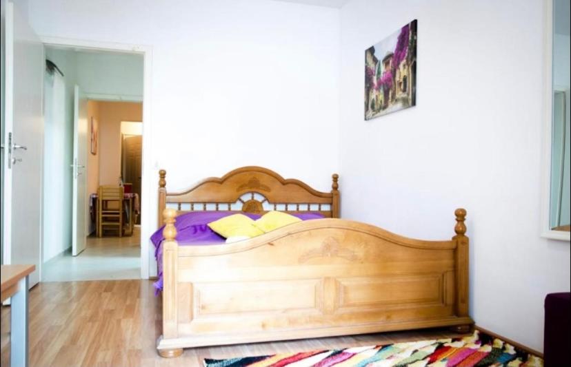 Apartman E&M view 2