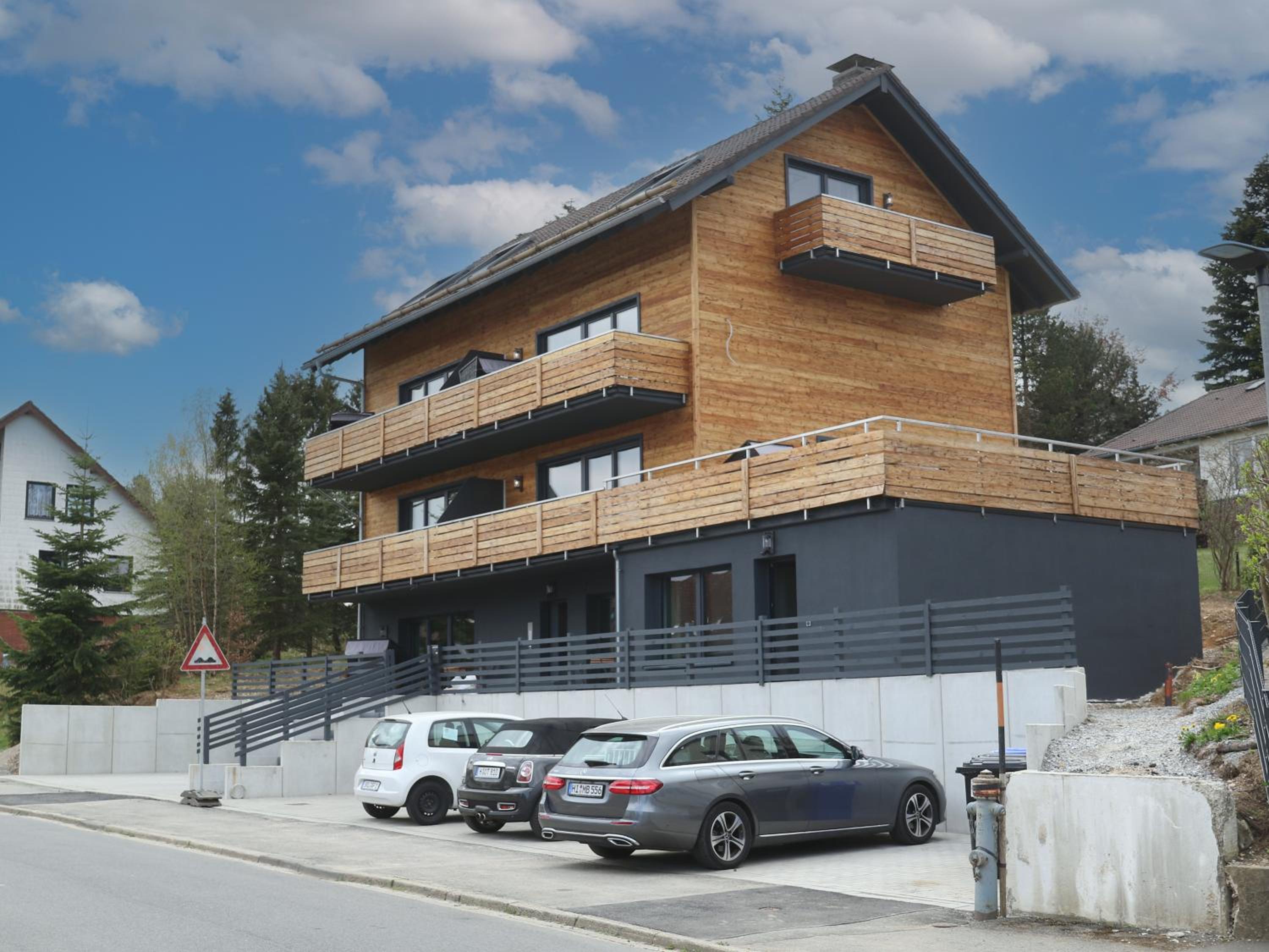 BergButzen mit Balkon