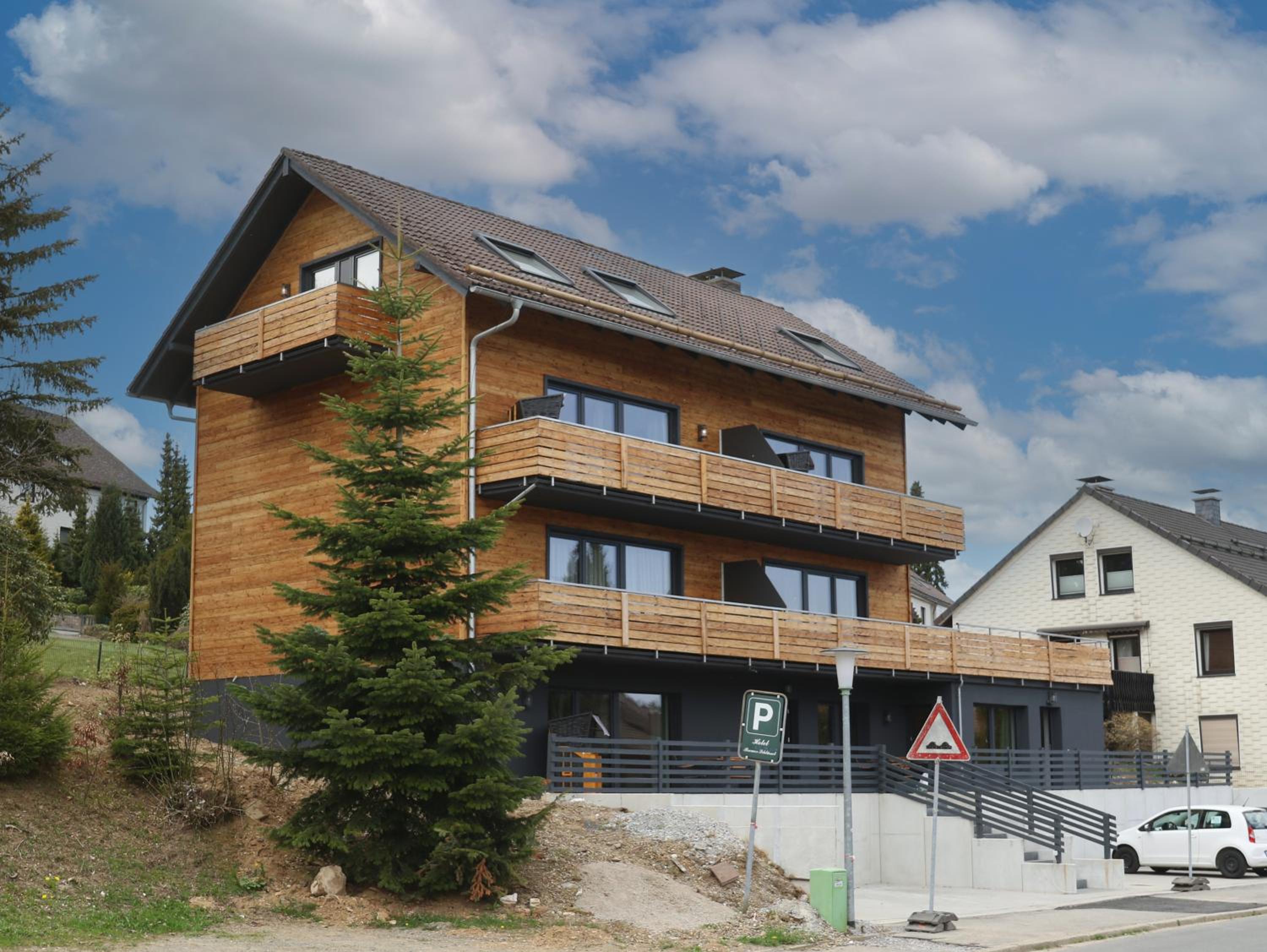 BergButzen mit Balkon