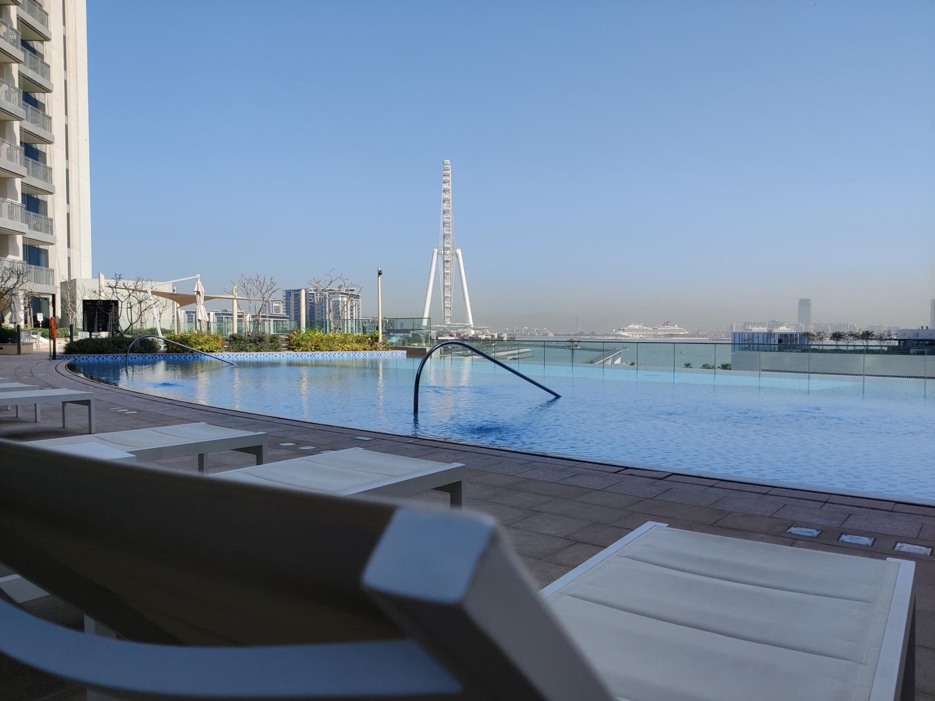 HiGuests - Waterfront Luxe Apt with Bluewaters Island Views