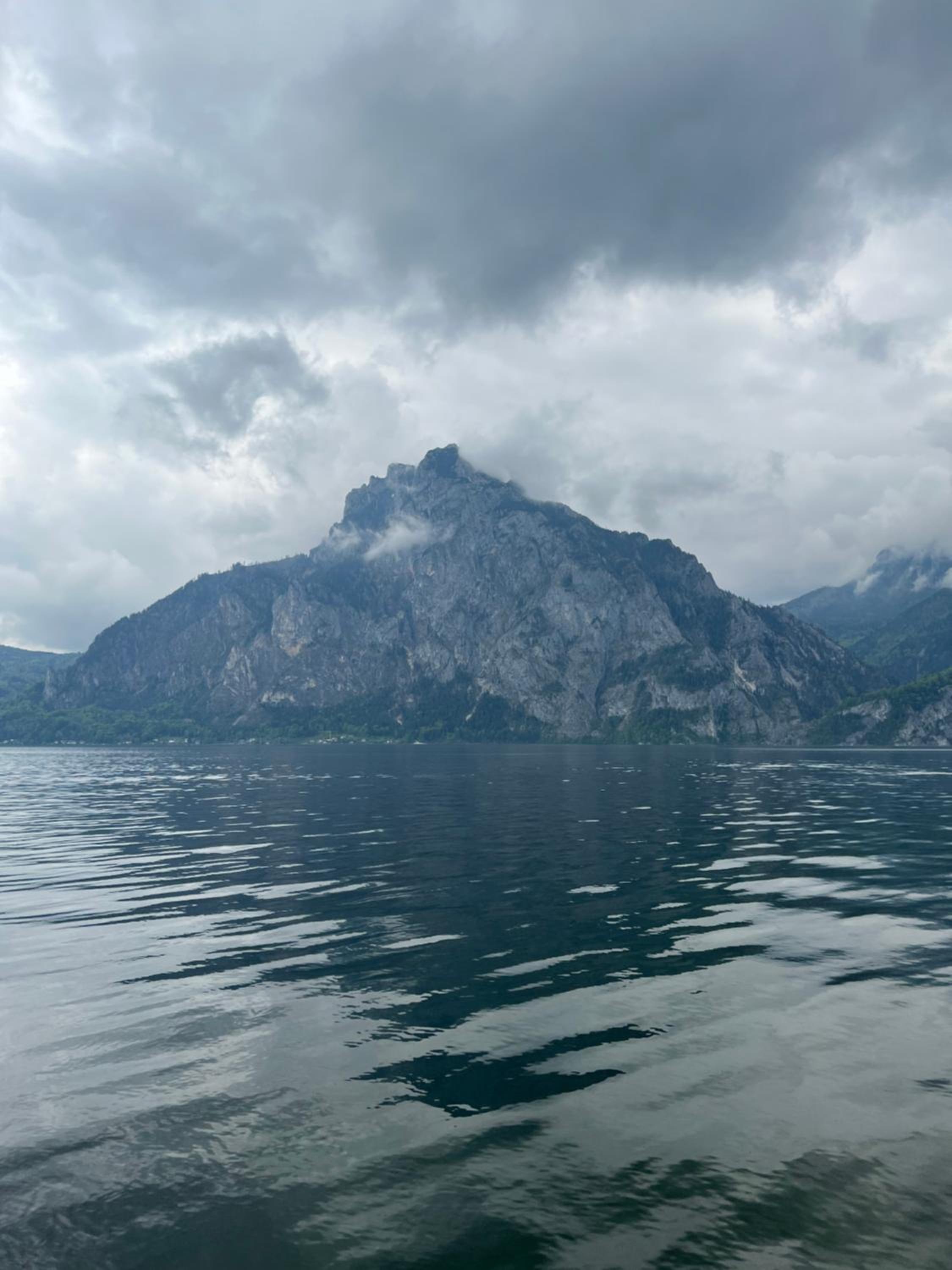 Traum Panorama Apartment mit Berg & Seeblick