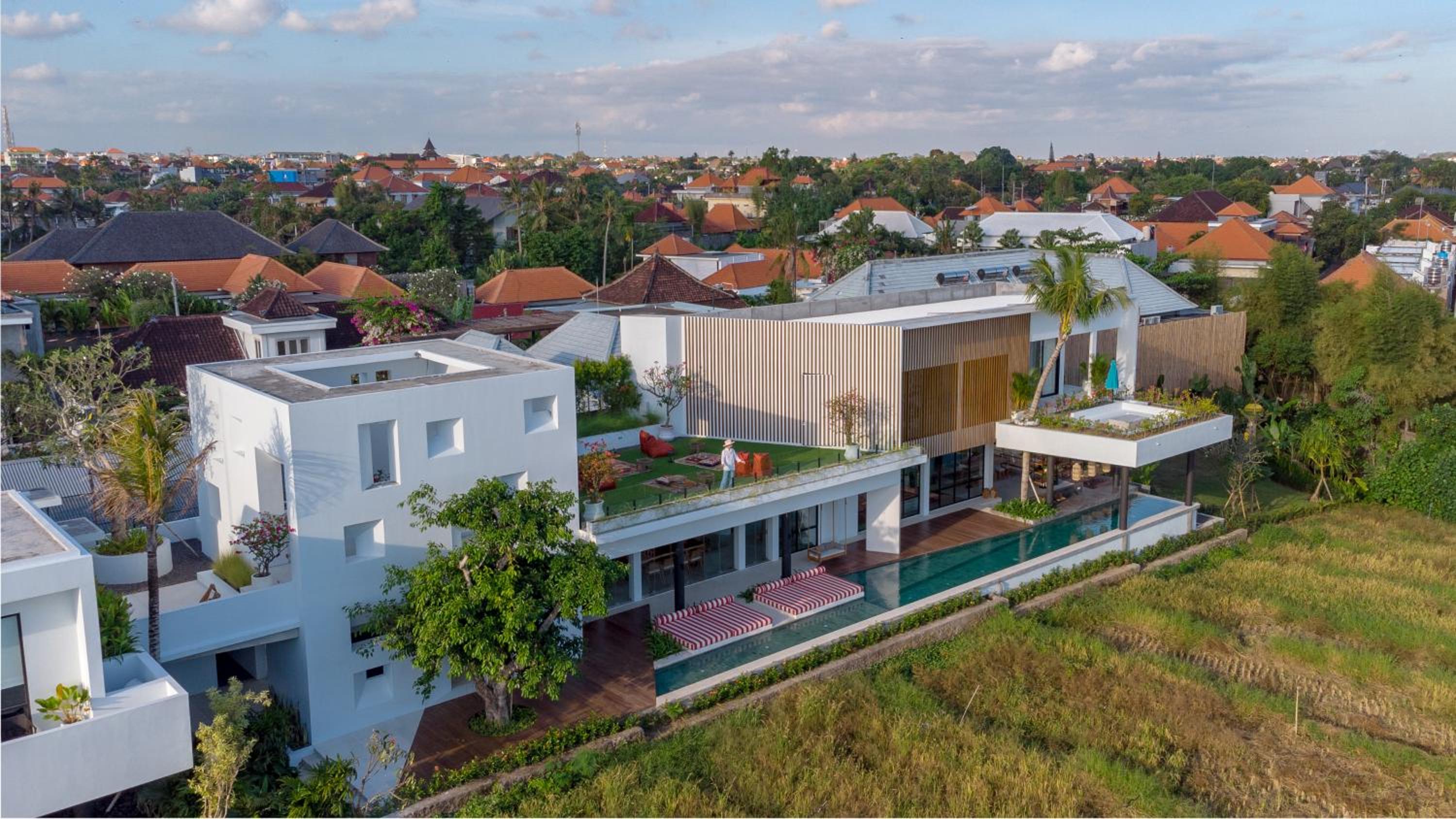 Mandala Clubhouse