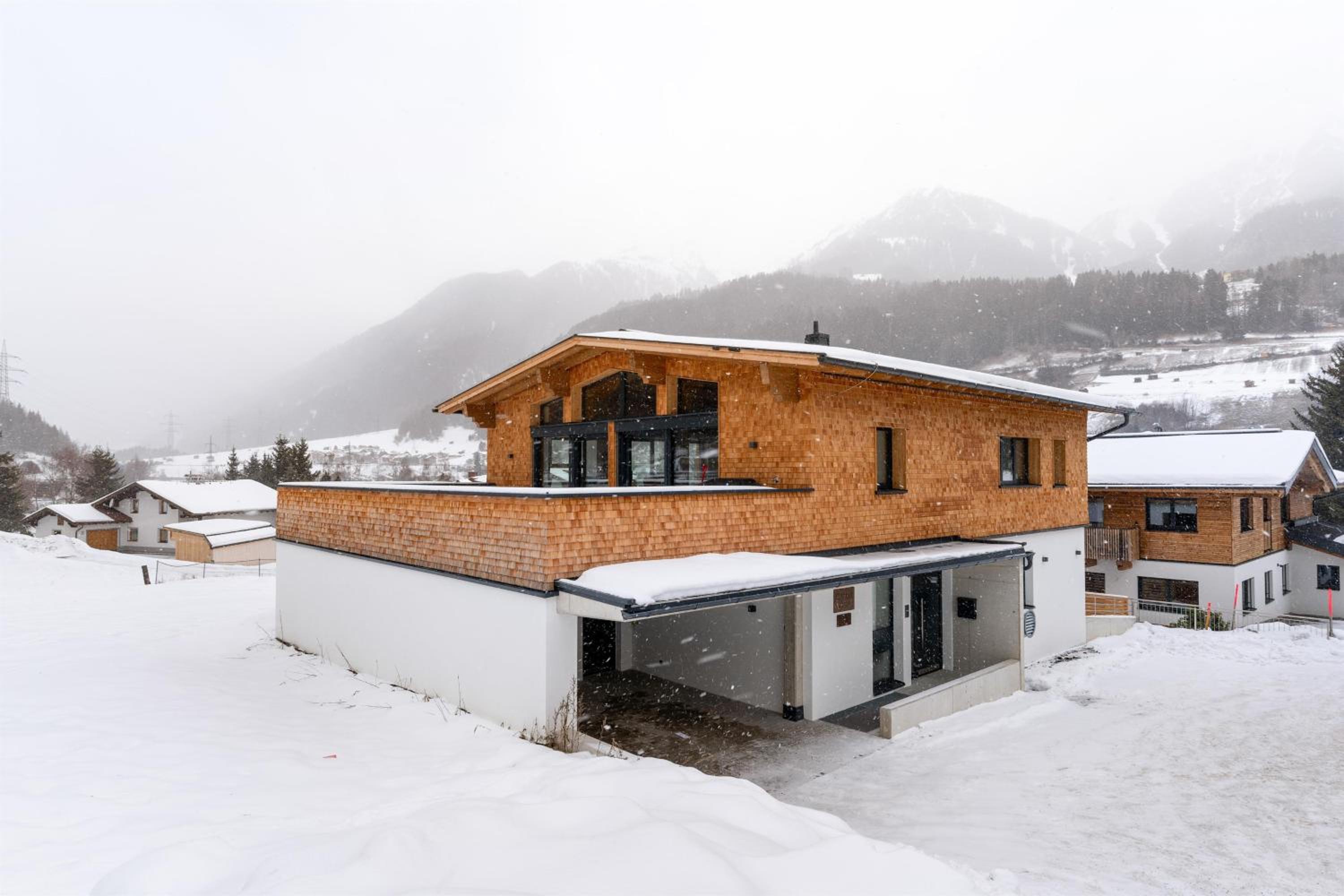 Chalet Vega - Arlberg Holiday Home