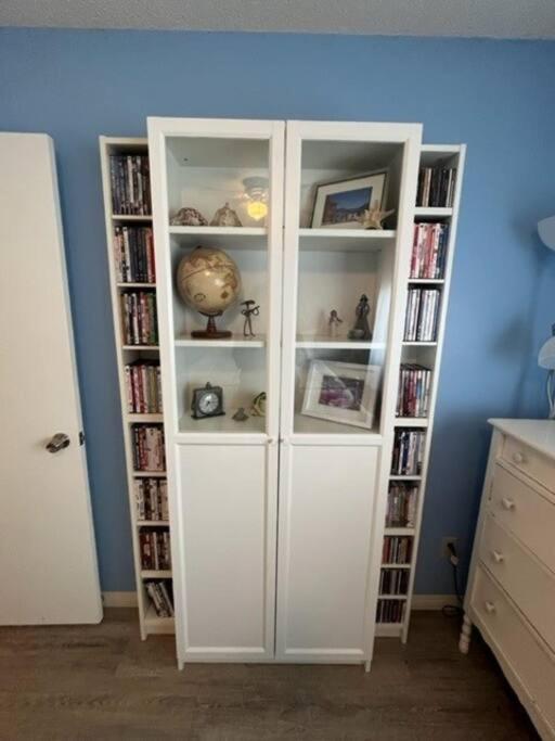 Lethbridge Vacations - Main Floor Bright  Spacious Apartment - Property Image 3