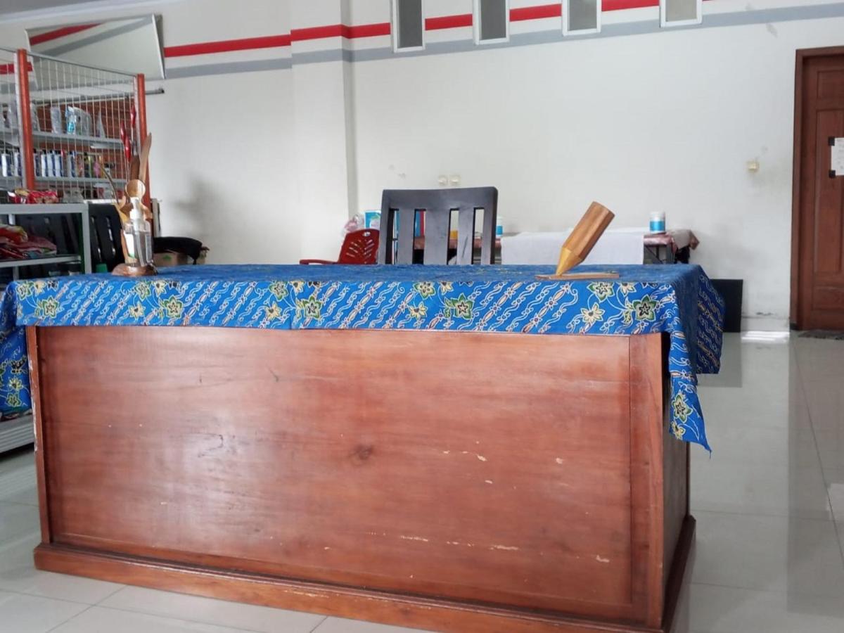 hotel reception