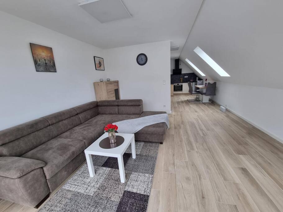 New & Modern Apartment near Düsseldorf