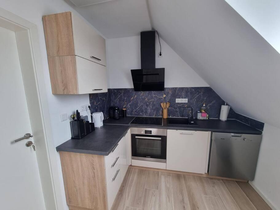 New & Modern Apartment near Düsseldorf