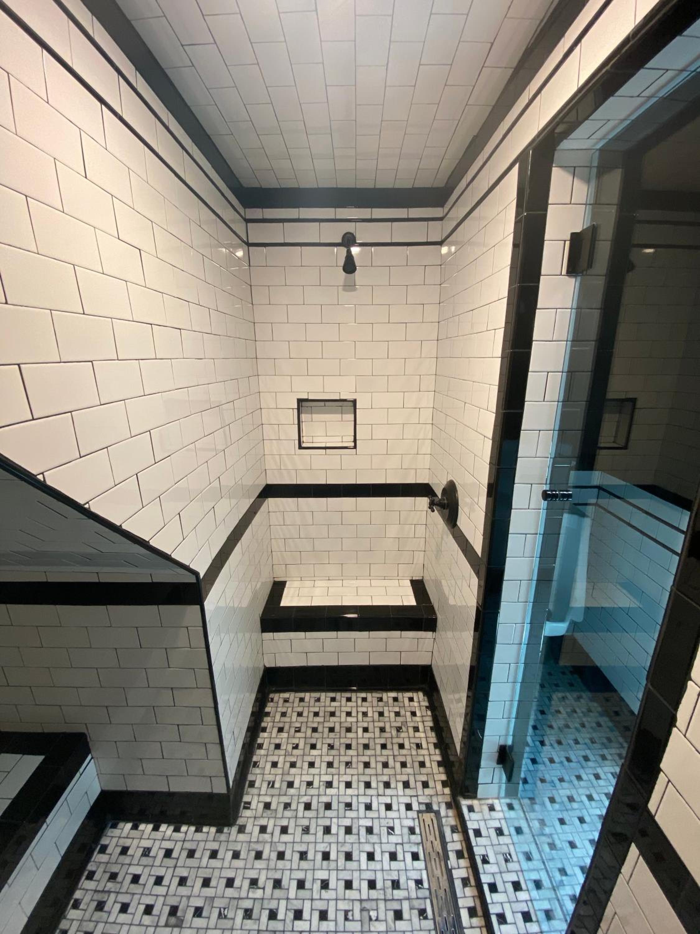 Crew's Quarters Boarding House - Caters to Men