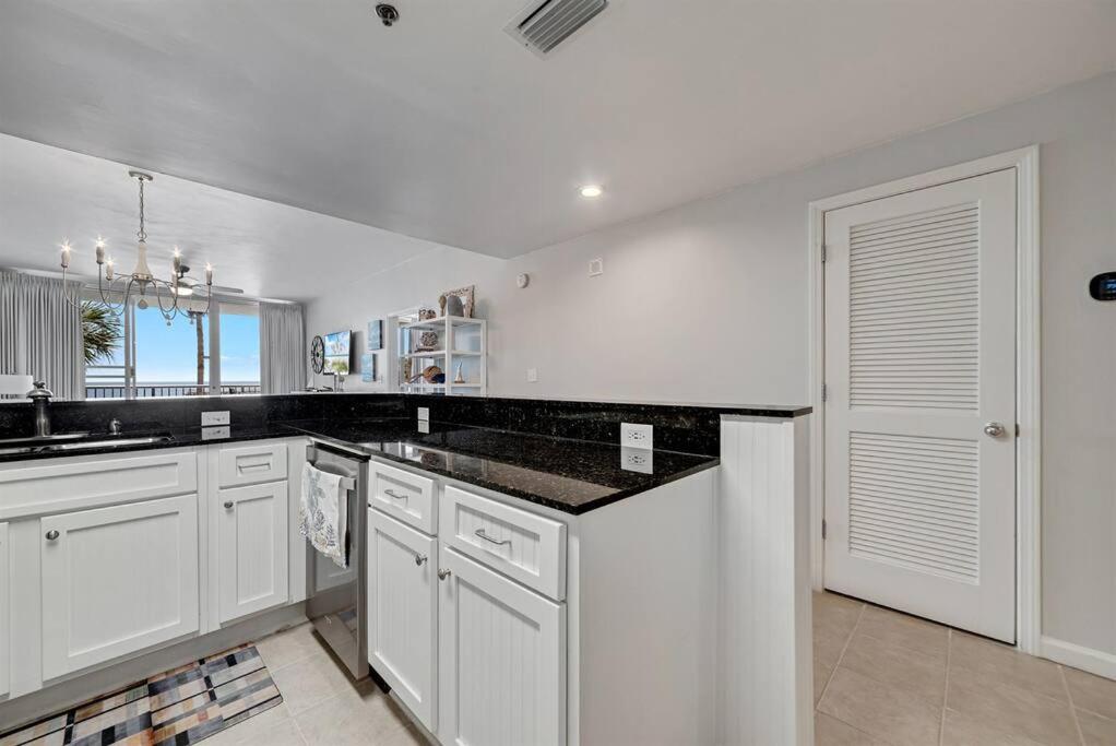 Bristol 205-Beachfront Condo wAmazing View-Updated-2-Kings-Full Service Resort view 4