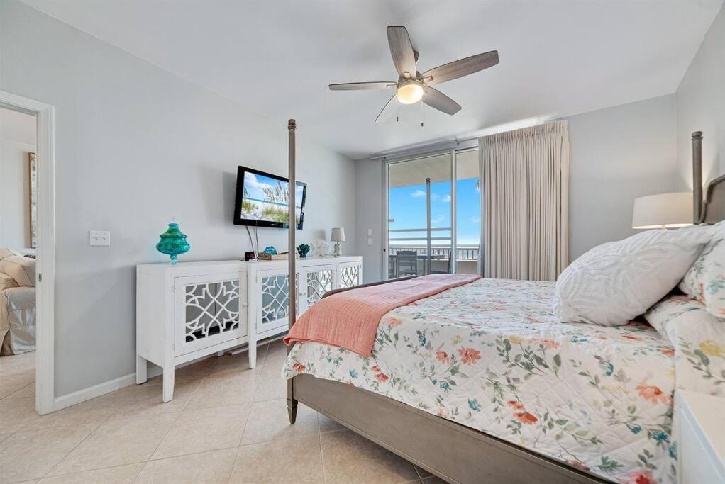 Bristol 205-Beachfront Condo wAmazing View-Updated-2-Kings-Full Service Resort view 5