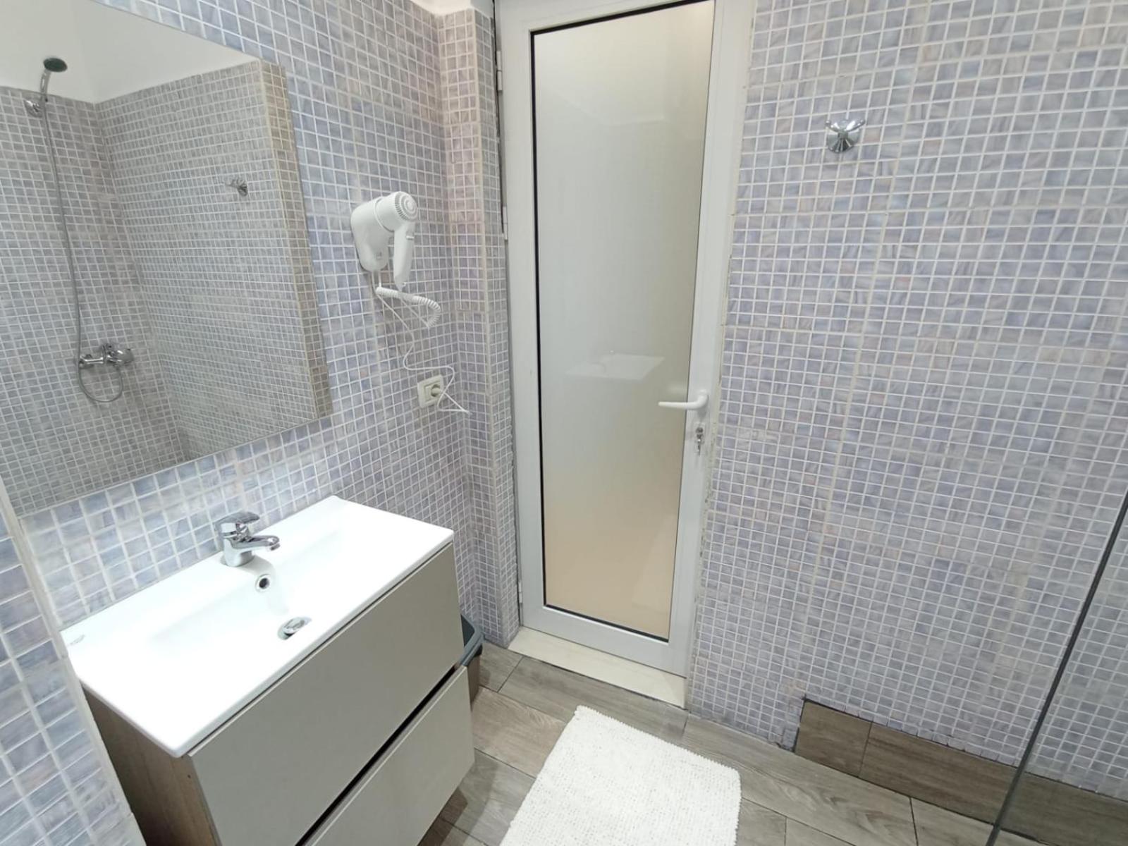 TreA Accomodations - Suite Lungomare