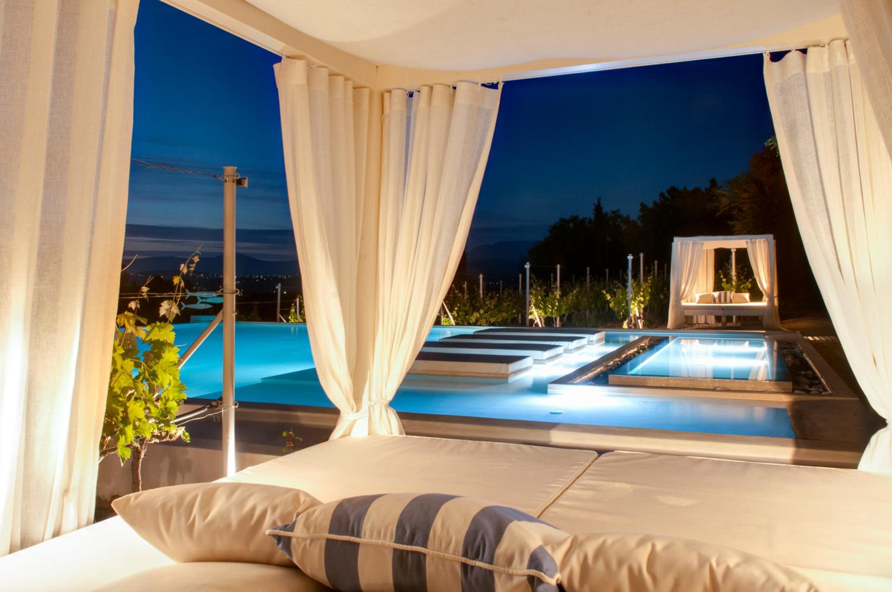Vineyard Estate view 2