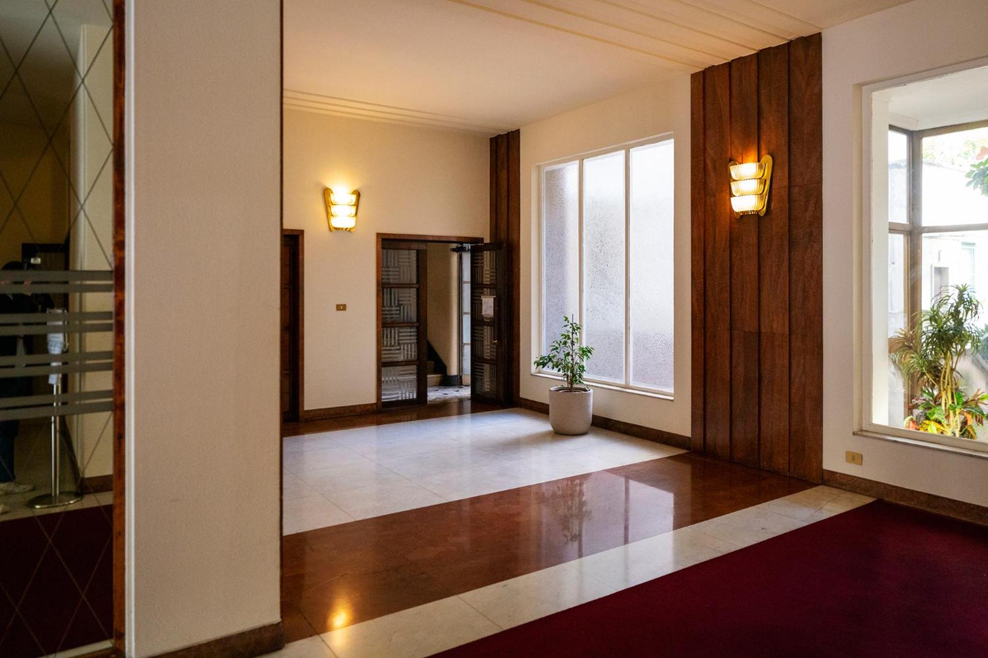 Central Apartment en Milan — recepcion & lobby