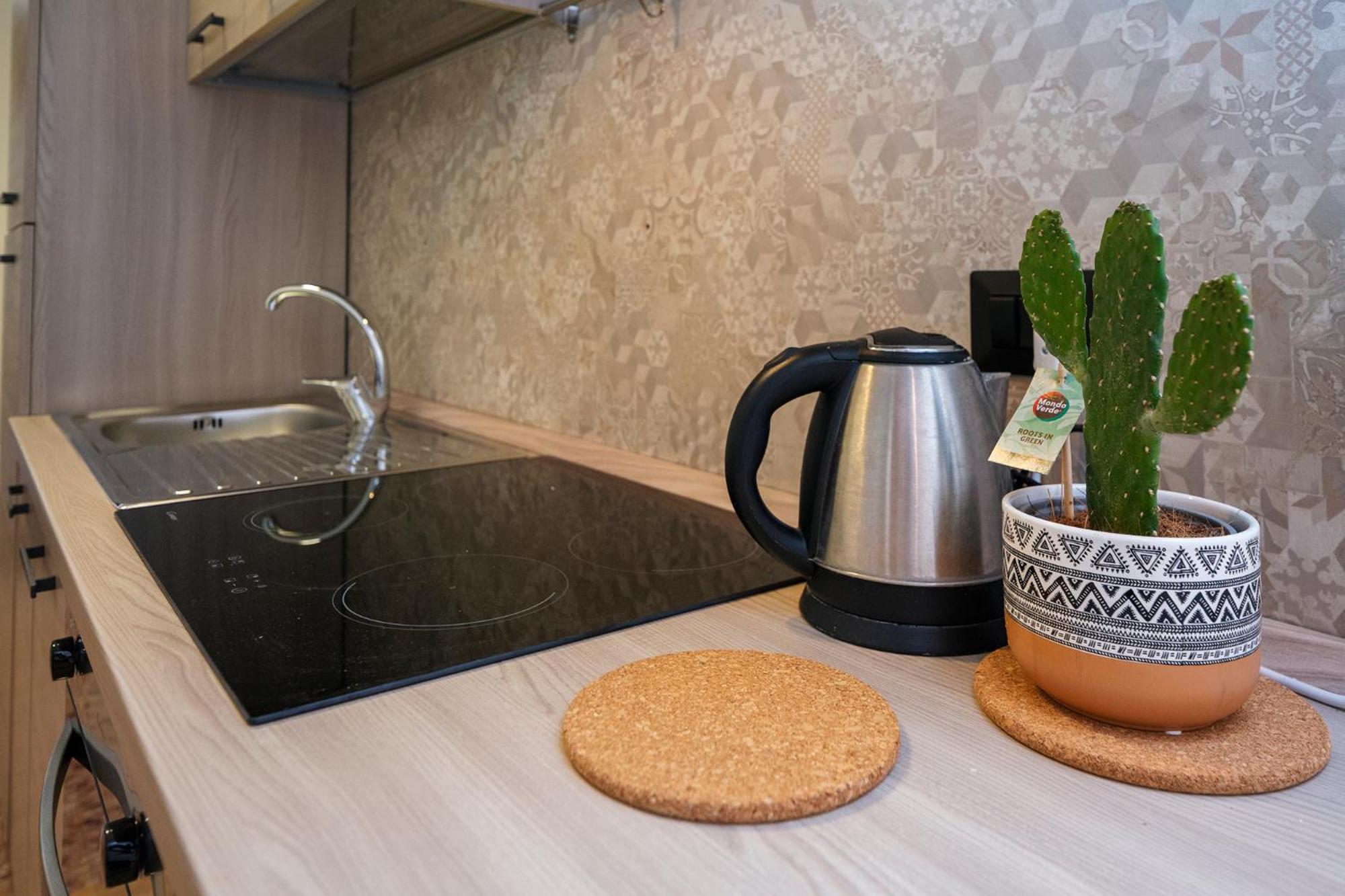 Central Apartment en Milan — kitchen