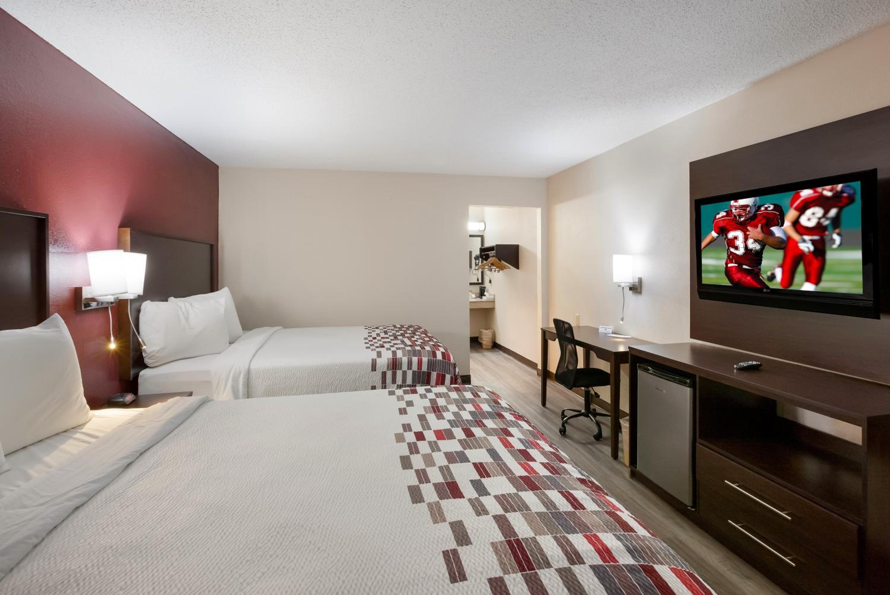 Red Roof Inn Dillon, SC, Photo 32