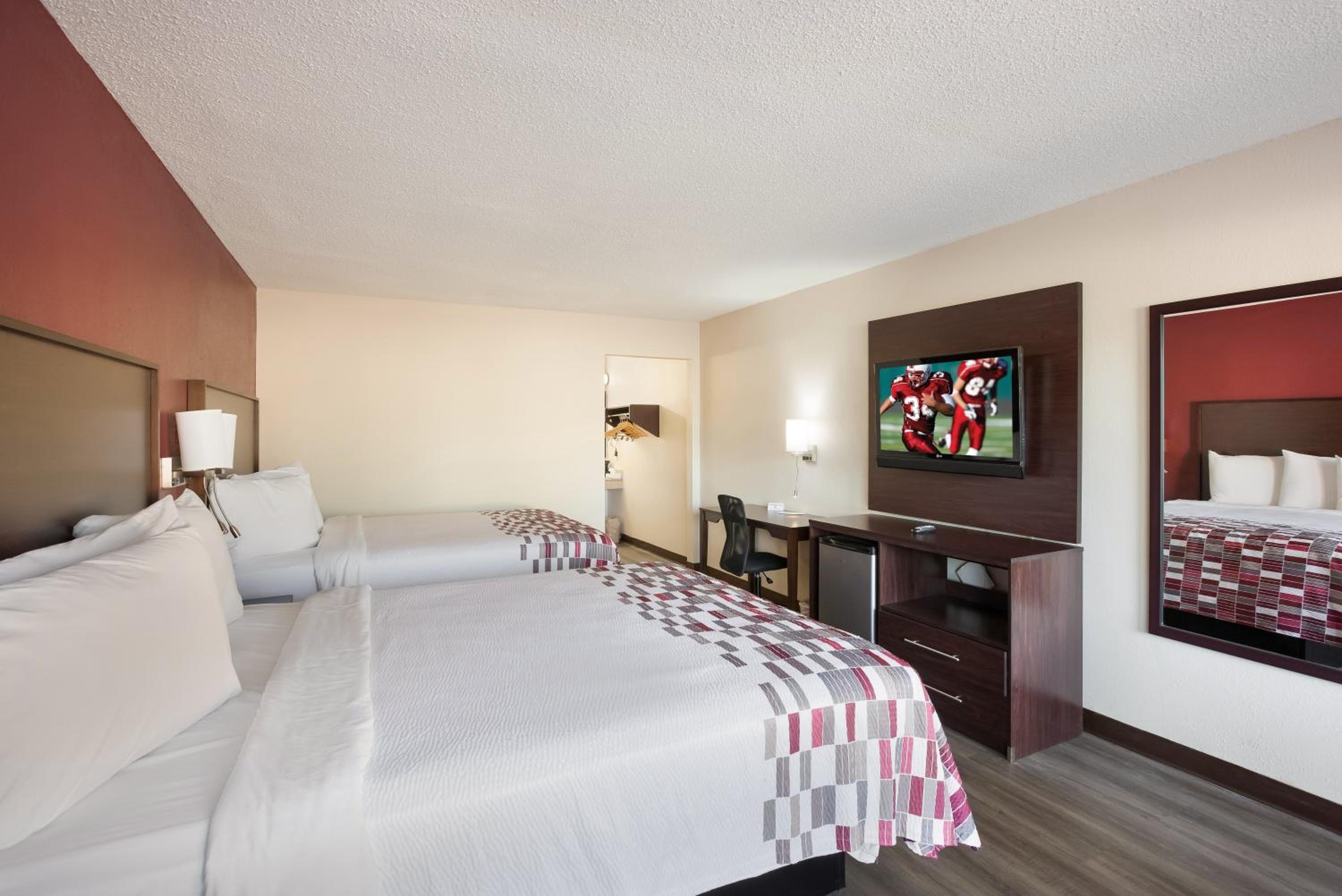 Red Roof Inn Dillon, SC, Photo 26